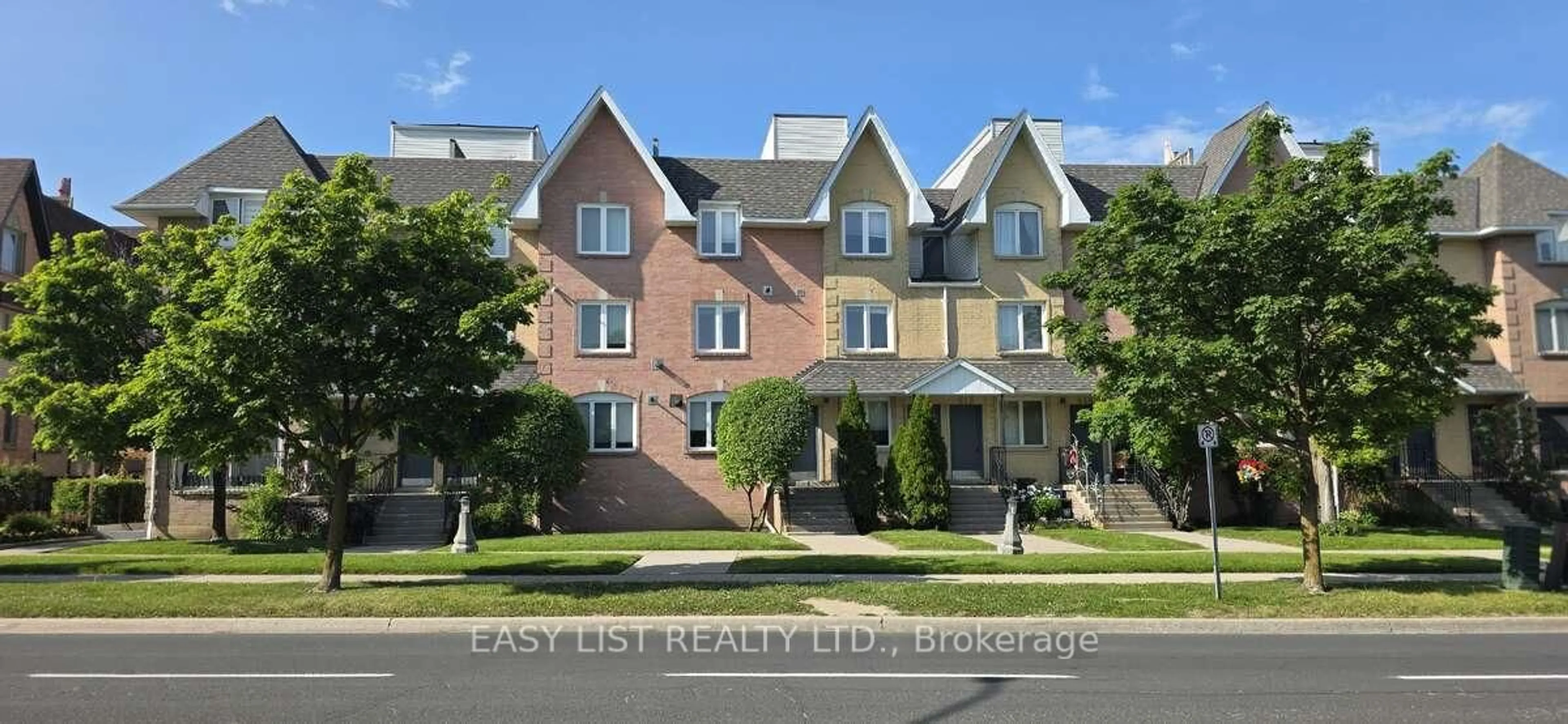 Home with brick exterior material, street for 75 Weldrick Rd #613, Richmond Hill Ontario L4C 0H9