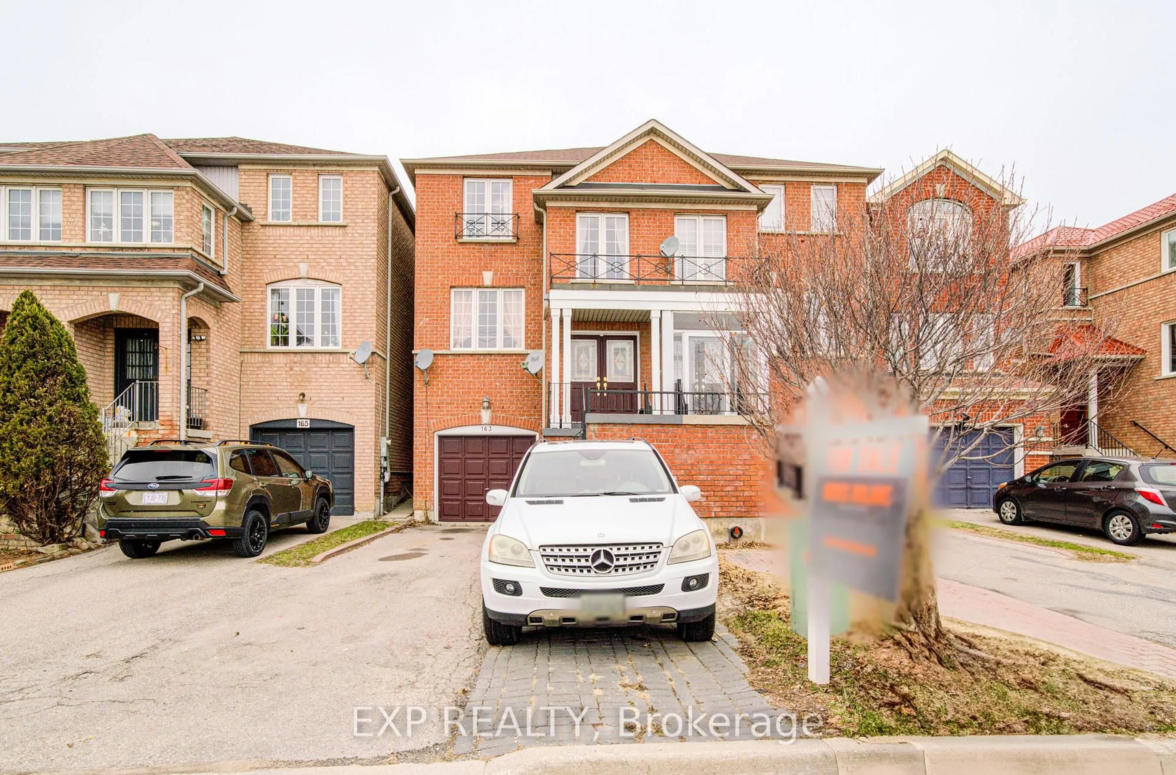 Home with brick exterior material, street for 163 Sassafras Circ, Vaughan Ontario L4J 8M6