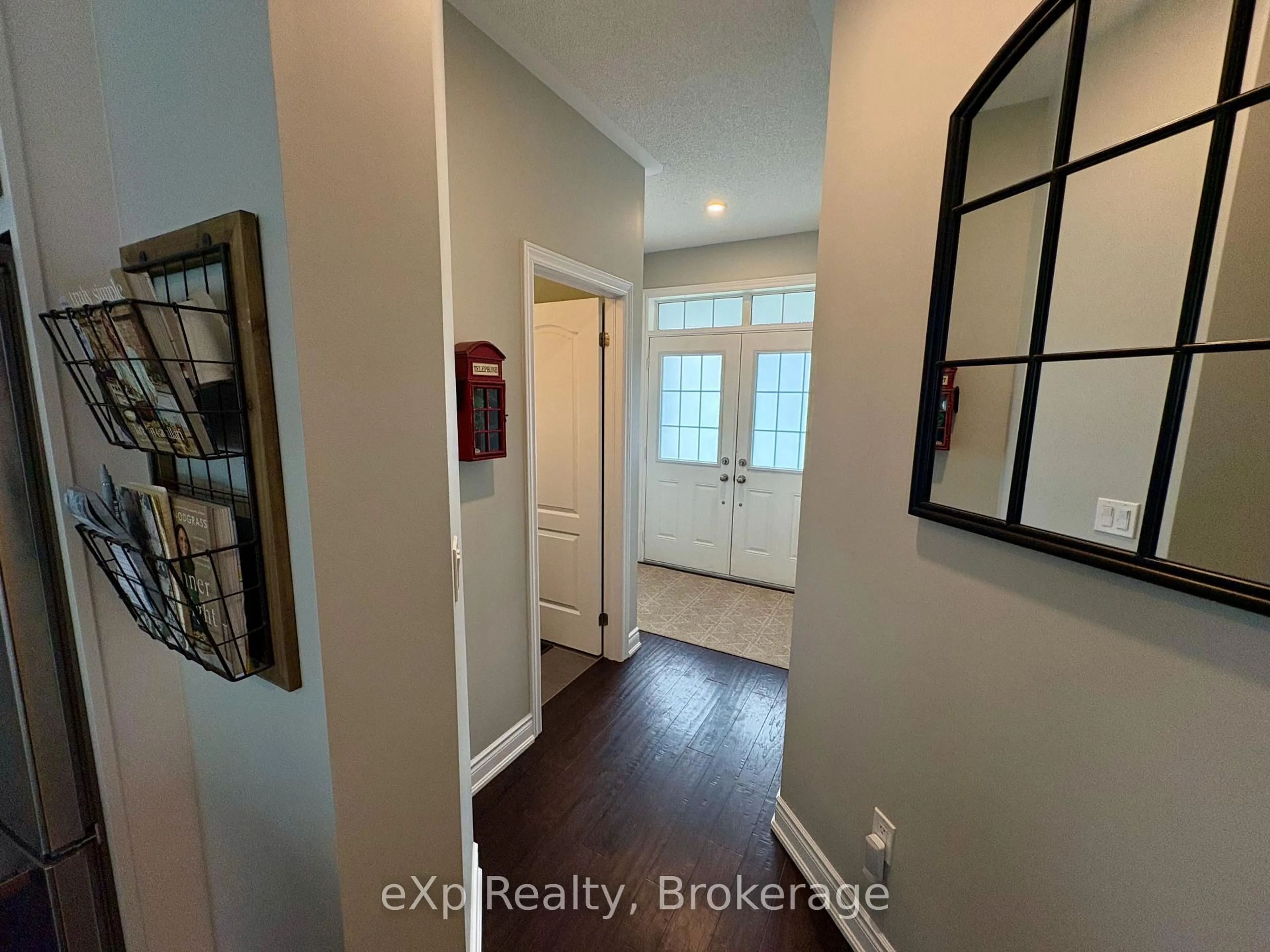 Indoor entryway for 63 Decarolis Cres, Essa Ontario L0M 1B4