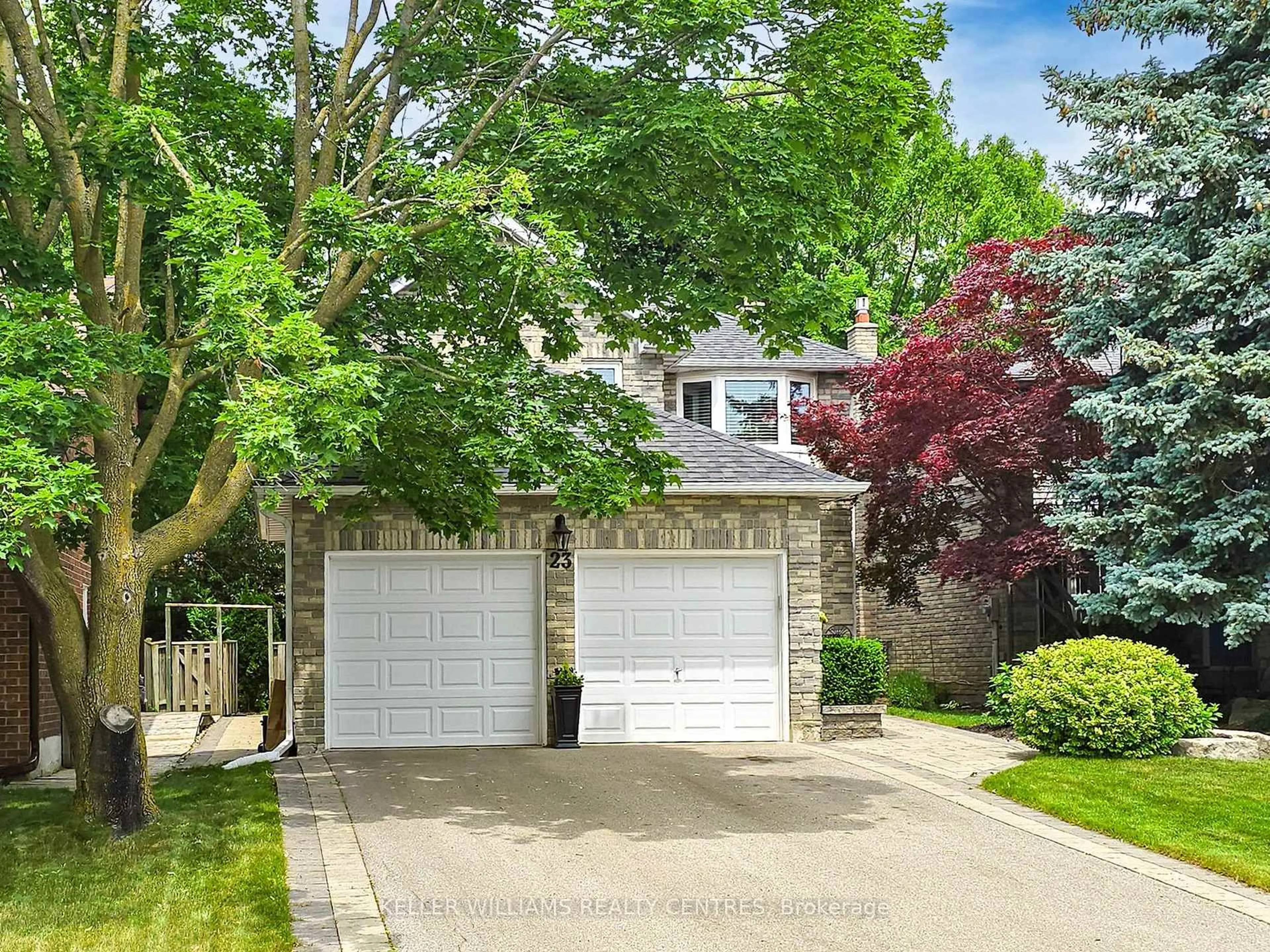 Unknown for 23 Eleanor Circ, Richmond Hill Ontario L4C 6K6
