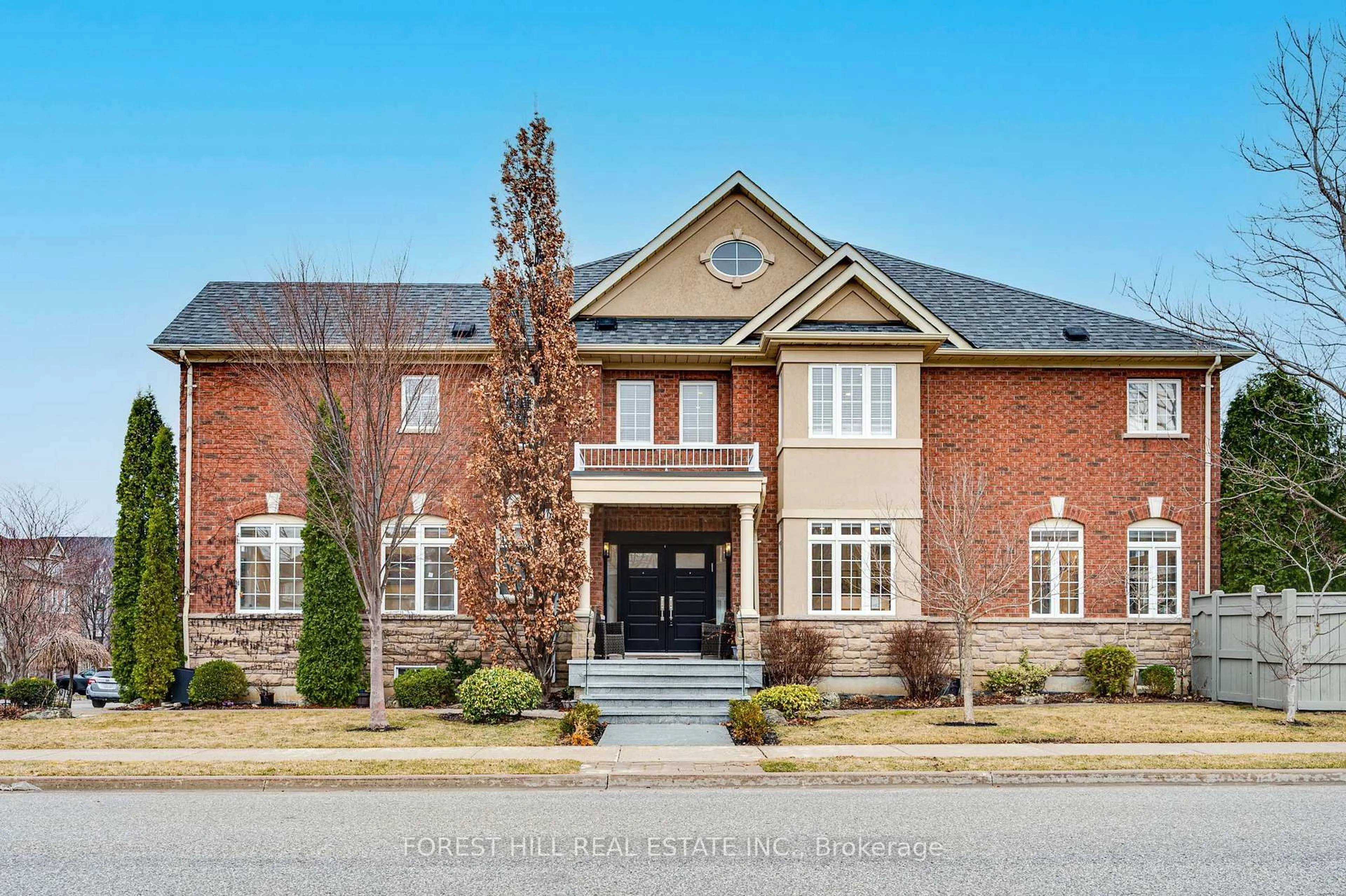 Home with brick exterior material, building for 75 Strauss Rd, Vaughan Ontario L4J 8Z4