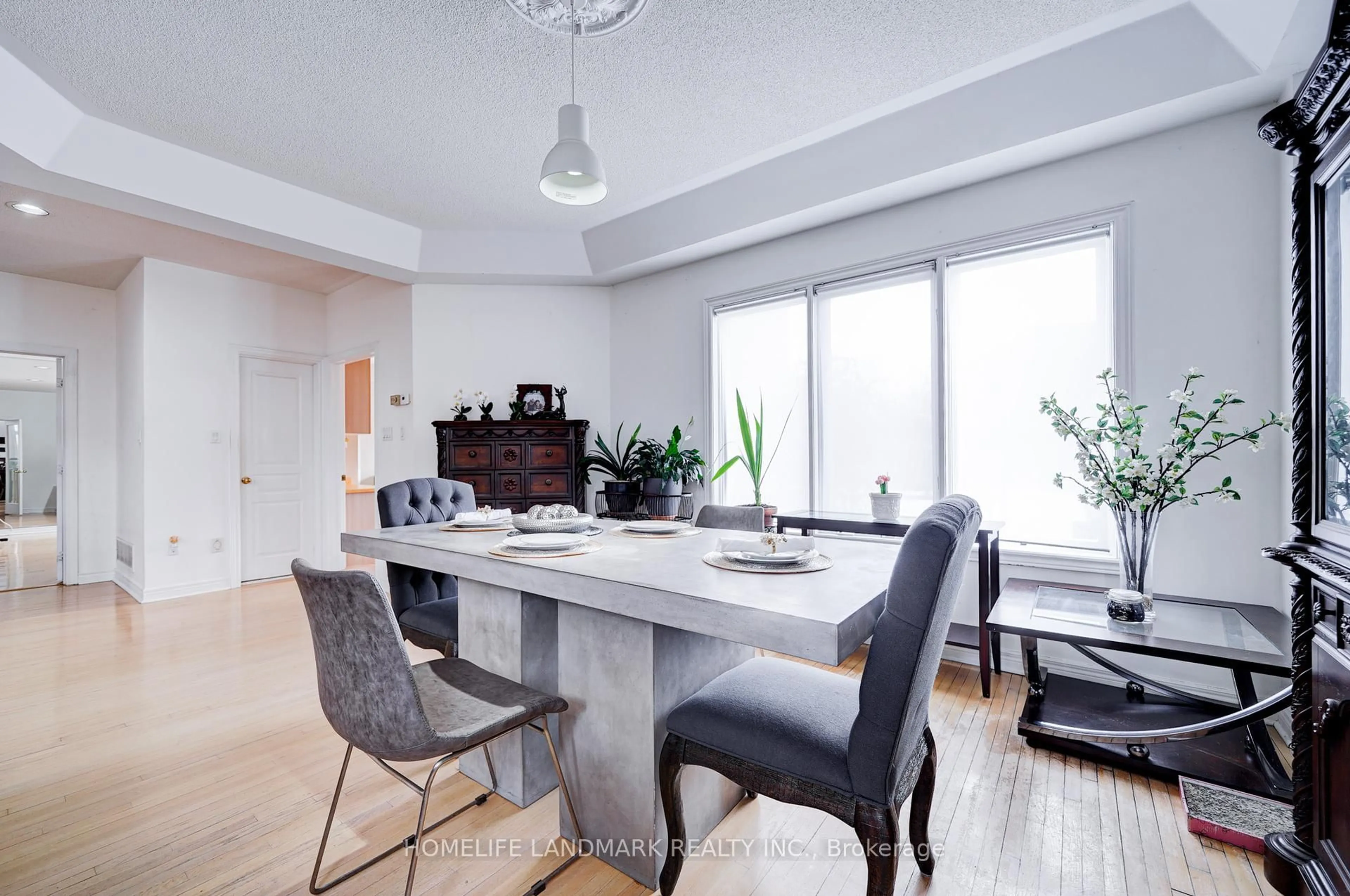 Dining room, unknown for 35 Forester Cres, Markham Ontario L6C 1W2
