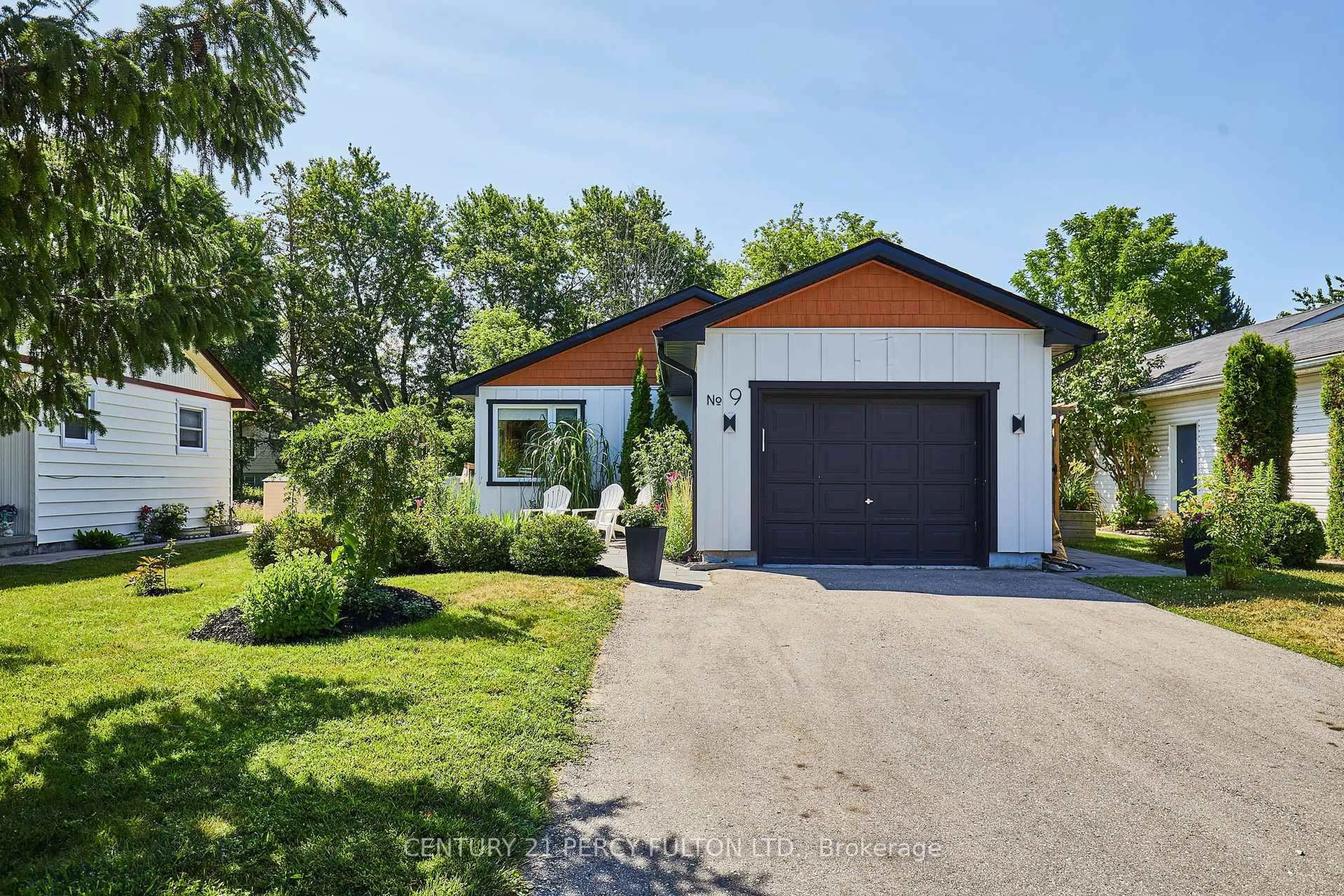 Unknown for 9 Mill St, East Gwillimbury Ontario L0G 1M0