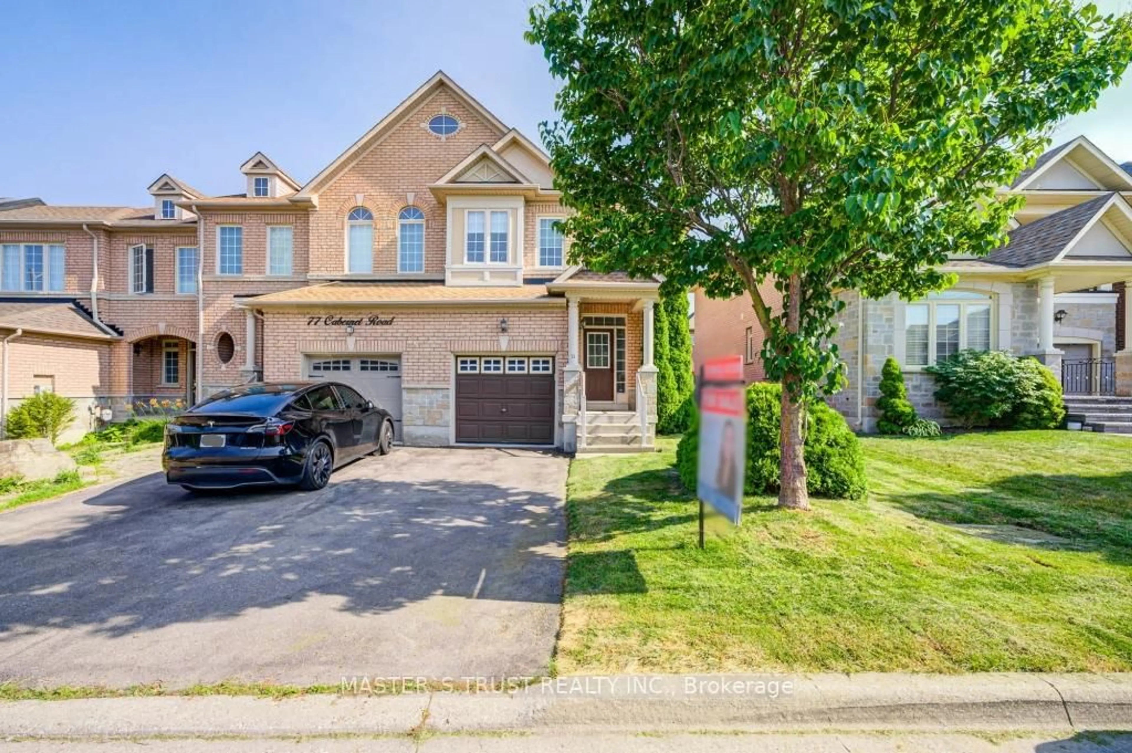 A pic from outside/outdoor area/front of a property/back of a property/a pic from drone, street for 73 Cabernet Rd, Vaughan Ontario L4J 8X7