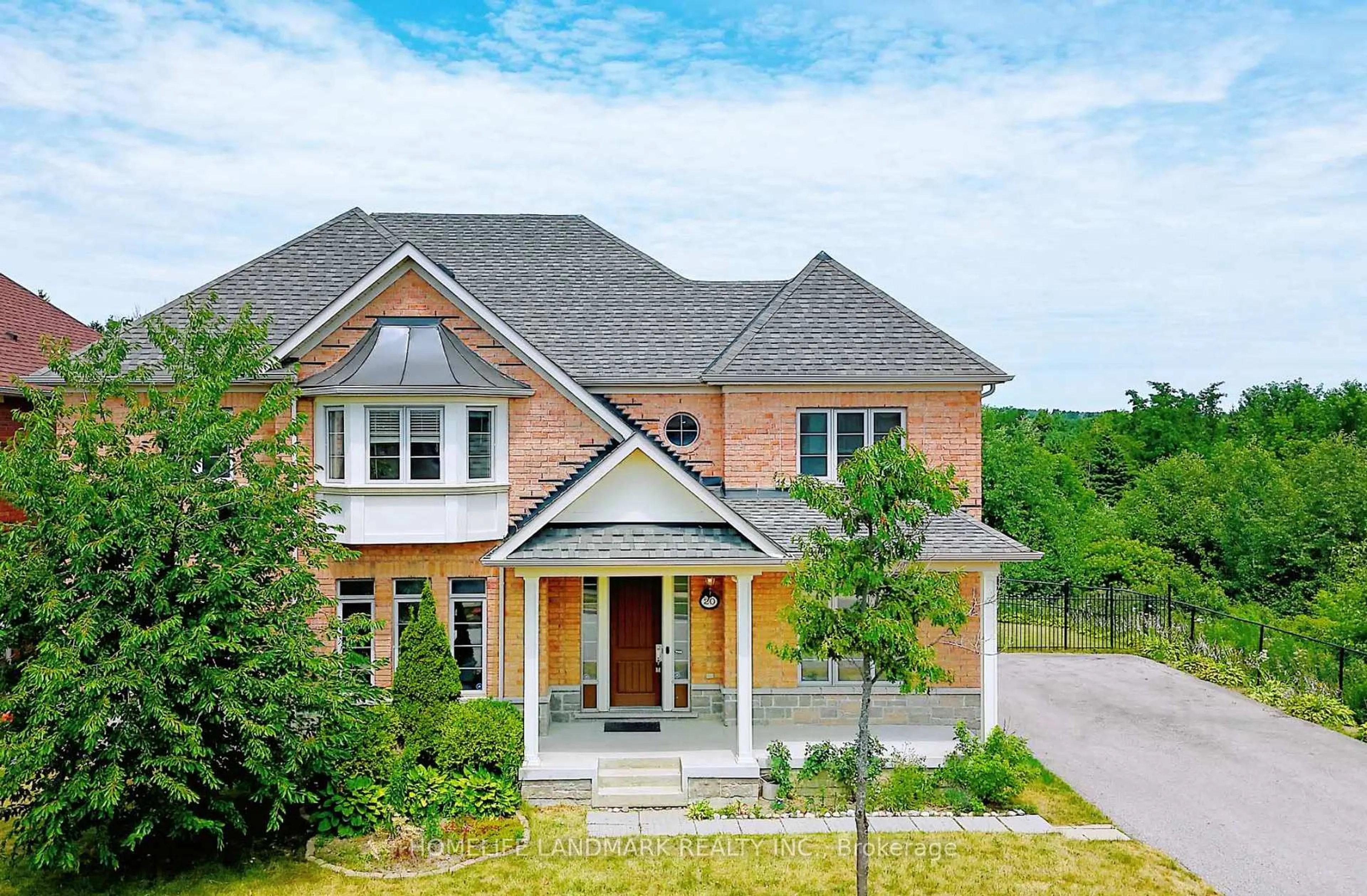 Home with brick exterior material, unknown for 20 Kellogg Cres, Richmond Hill Ontario L4E 0T3