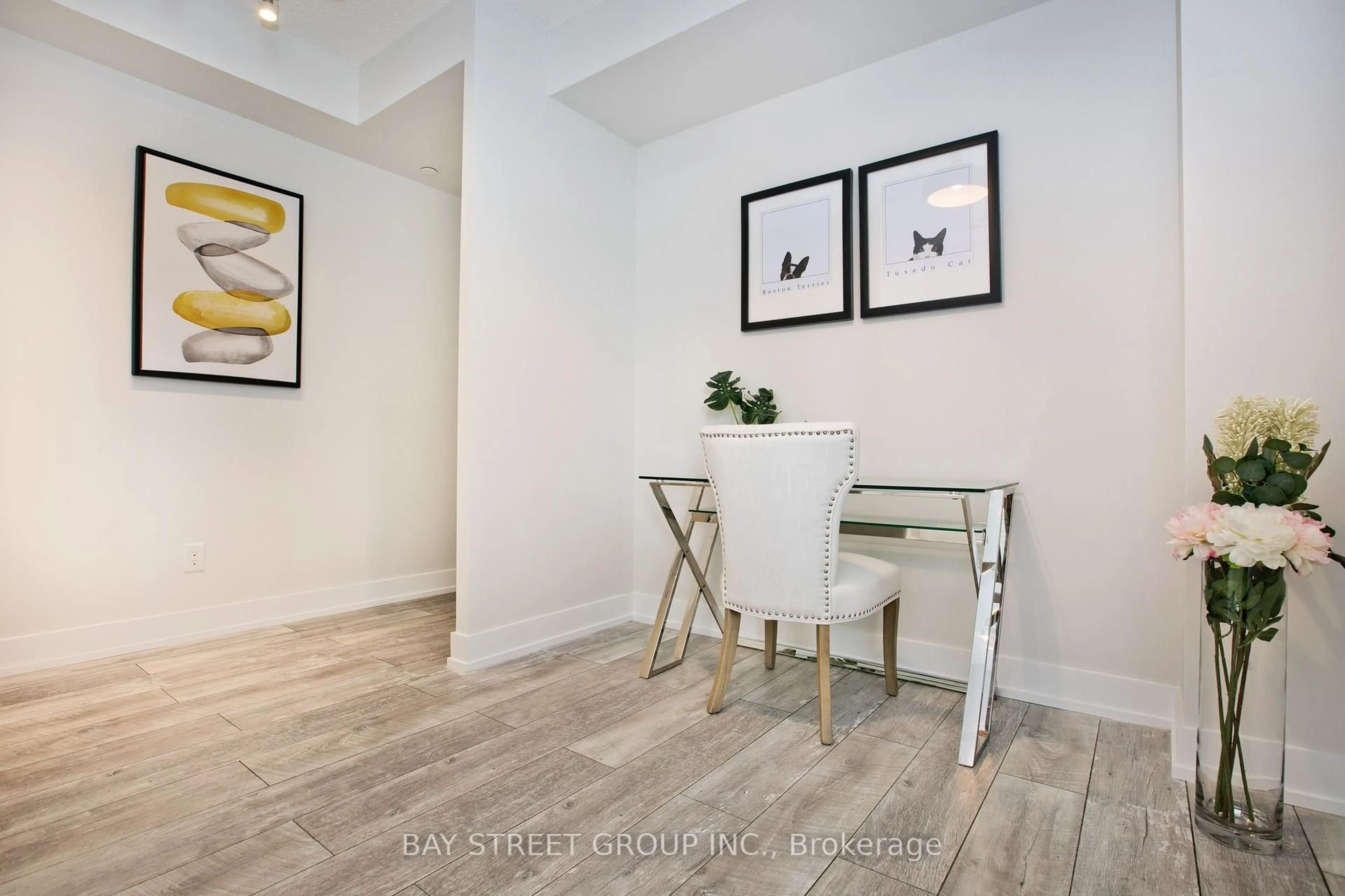 A pic of a room for 540 Bur Oak Ave #528, Markham Ontario L6C 0Y2