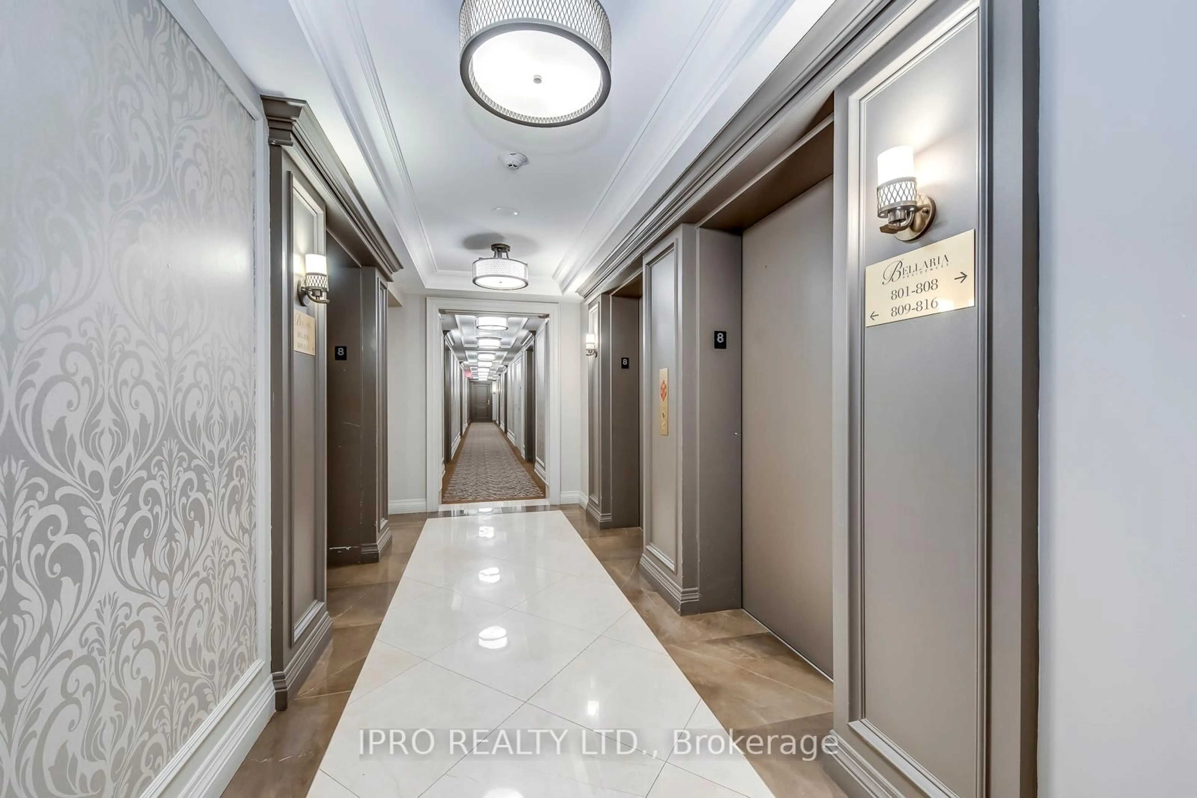 Indoor foyer for 9255 Jane St #804, Vaughan Ontario L6A 0K1