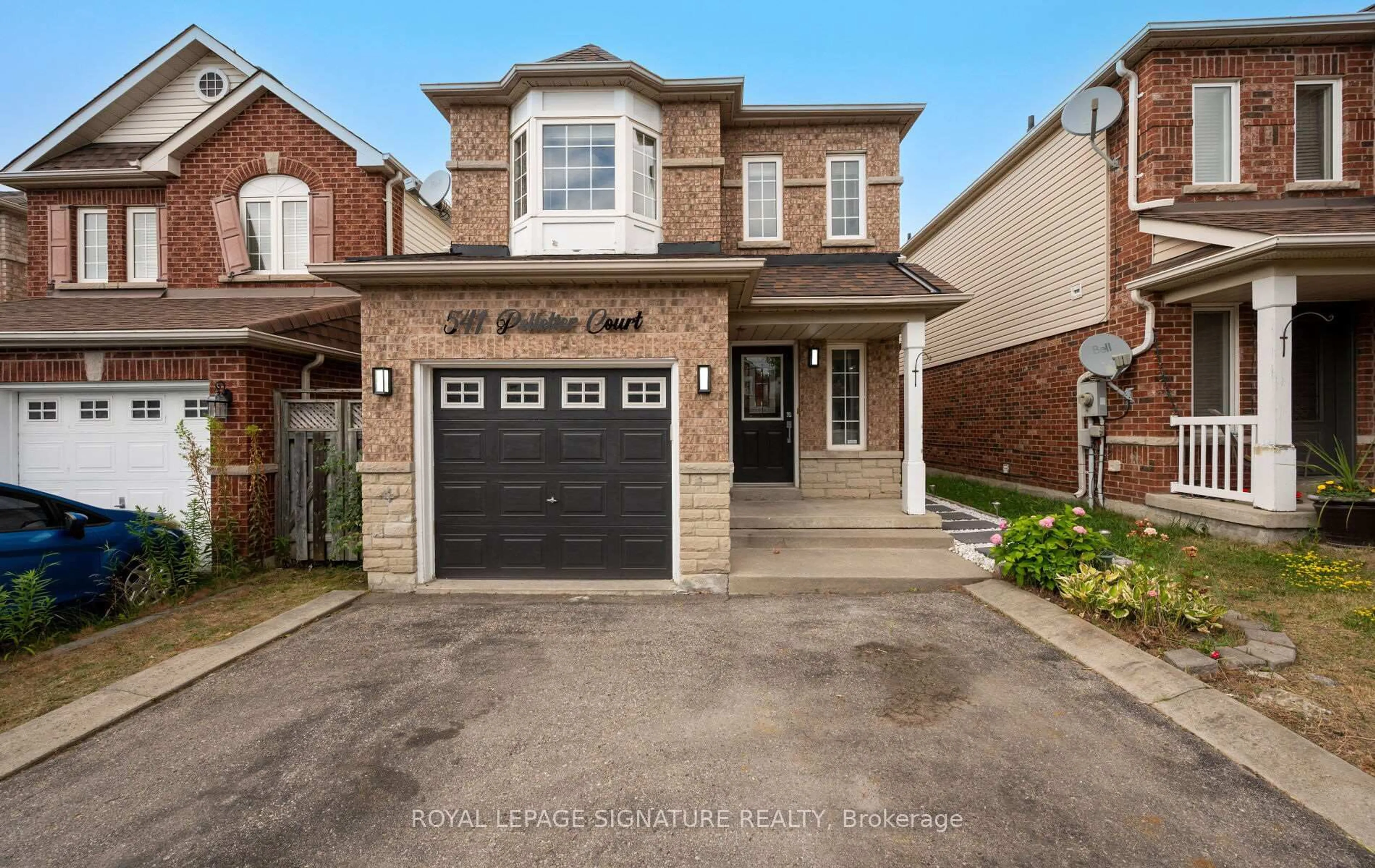 Home with brick exterior material, street for 541 Pelletier Crt, Newmarket Ontario L3X 2N7