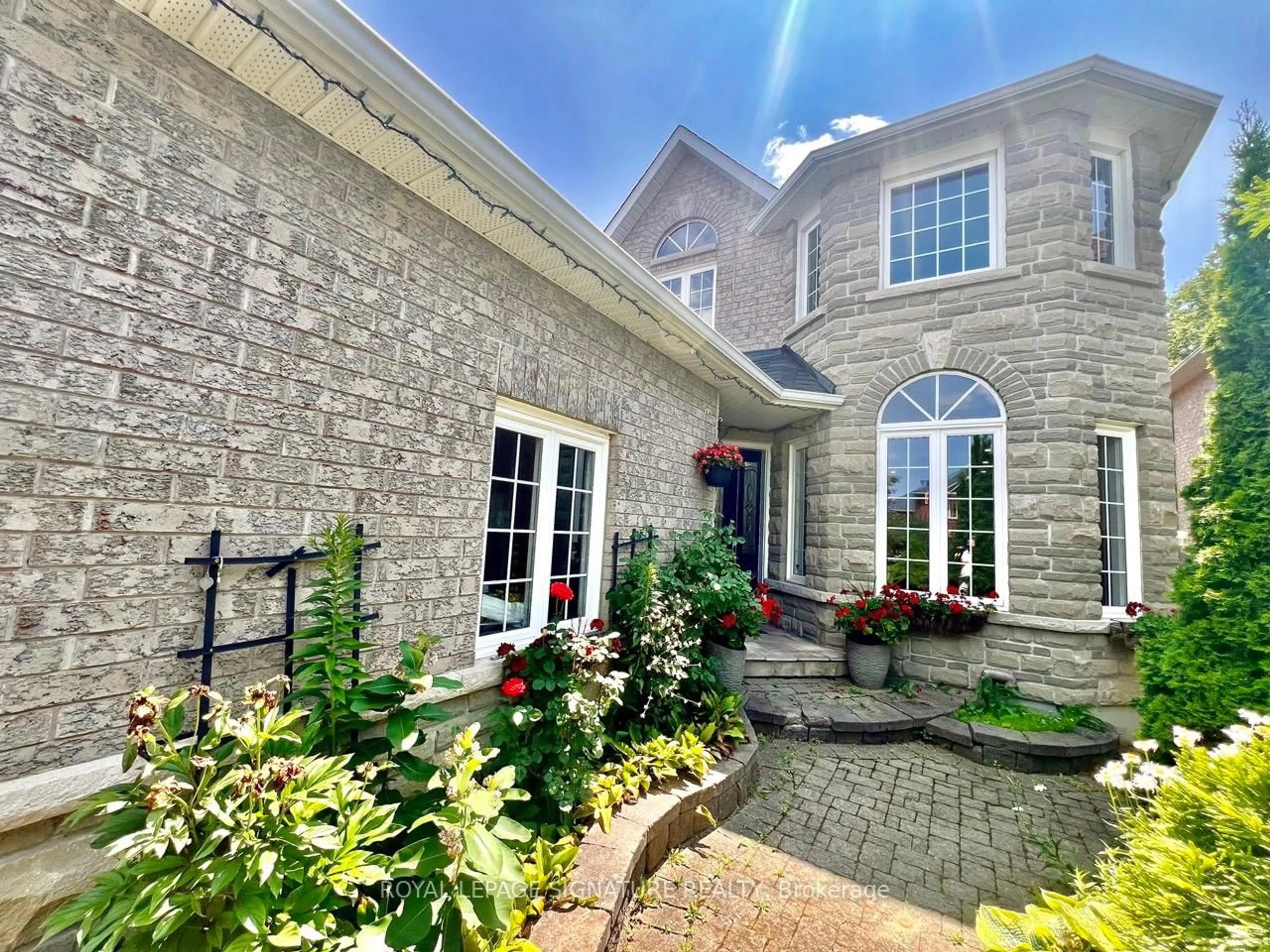 Home with brick exterior material, street for 133 Humberland Dr, Richmond Hill Ontario L4E 3Y7