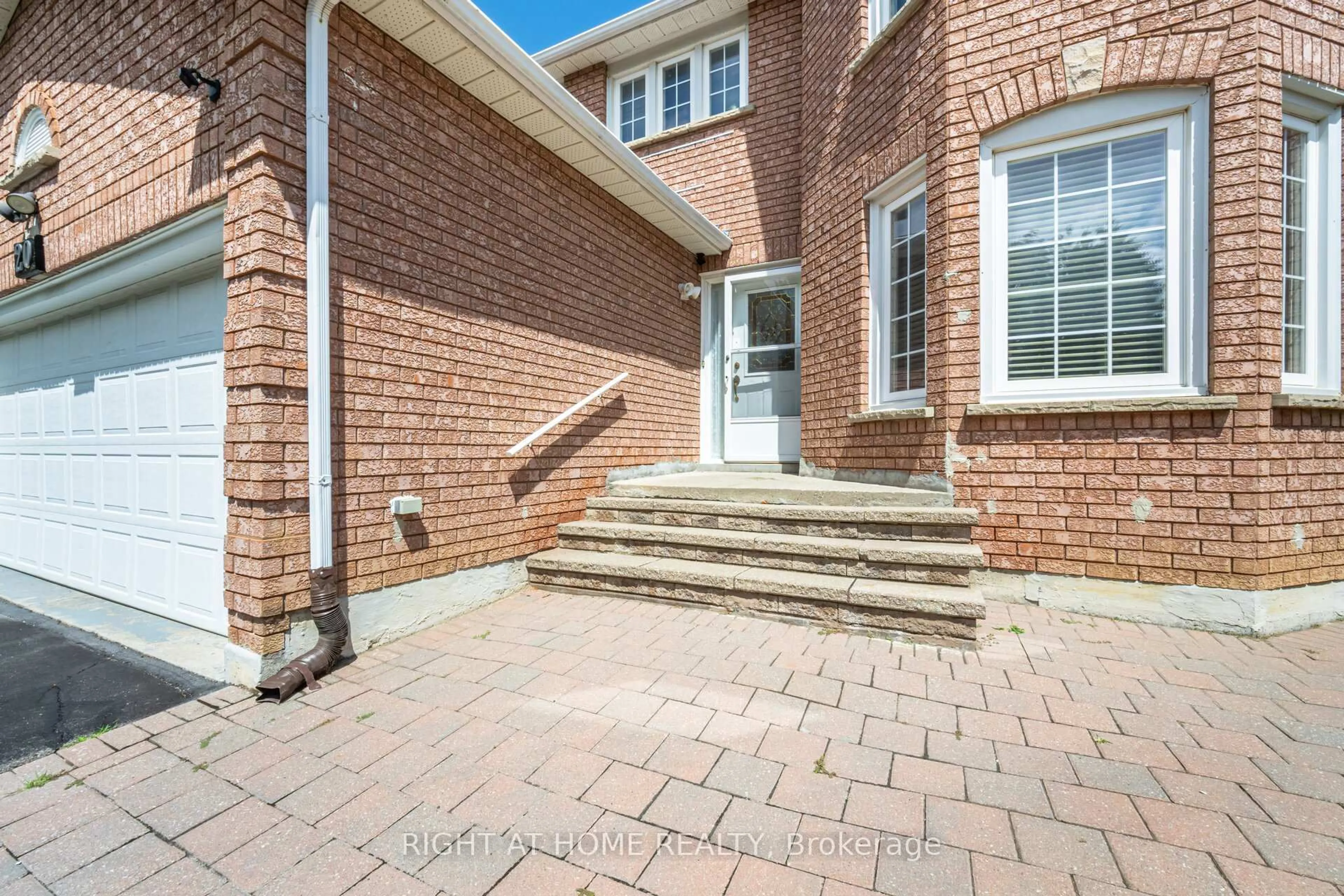 Home with brick exterior material, street for 20 Erla Crt, Markham Ontario L3S 3B3