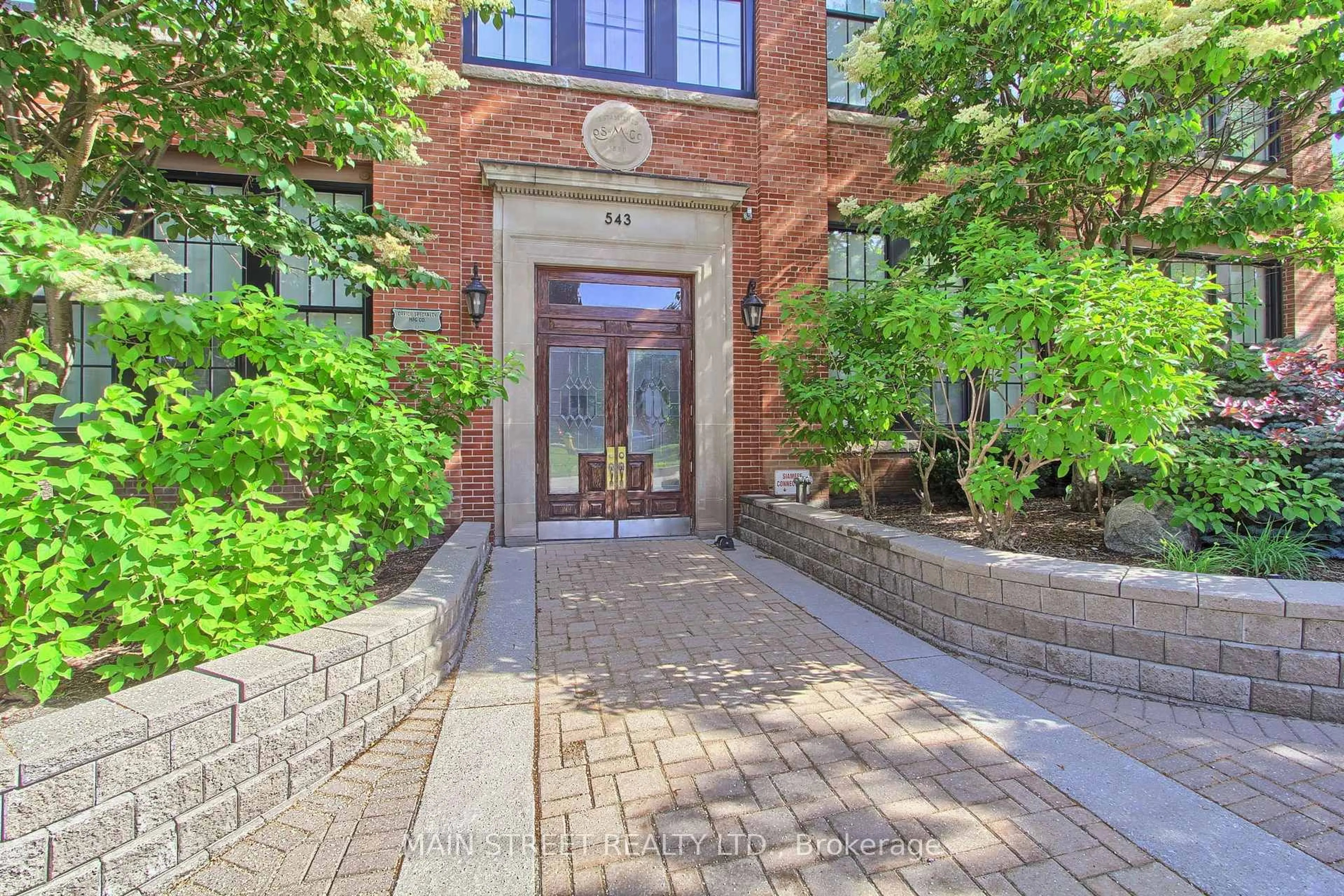 Unknown for 543 Timothy St #317, Newmarket Ontario L3Y 1R1