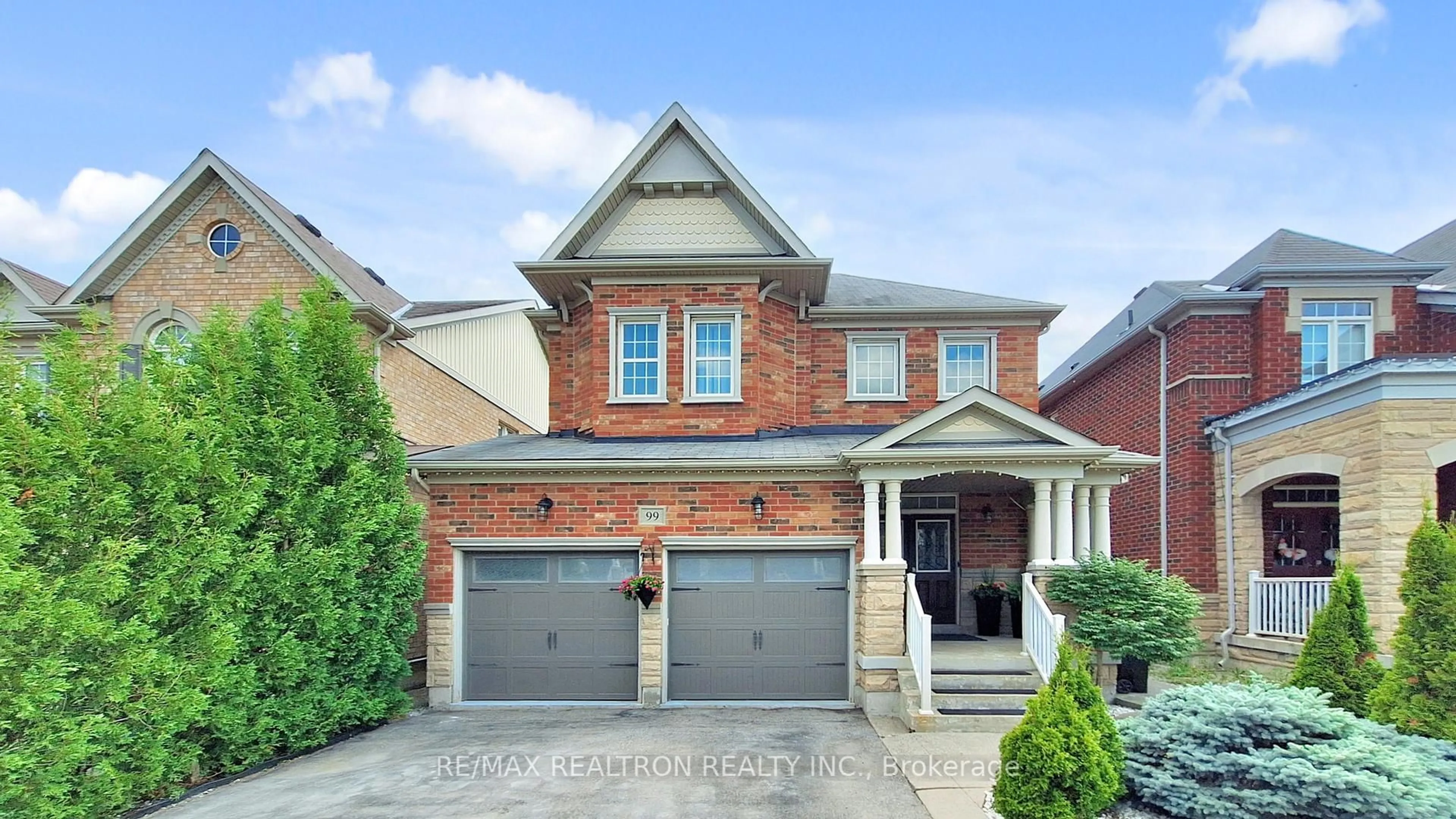Home with brick exterior material, street for 99 Blue Dasher Blvd, Bradford West Gwillimbury Ontario L3Z 0E1