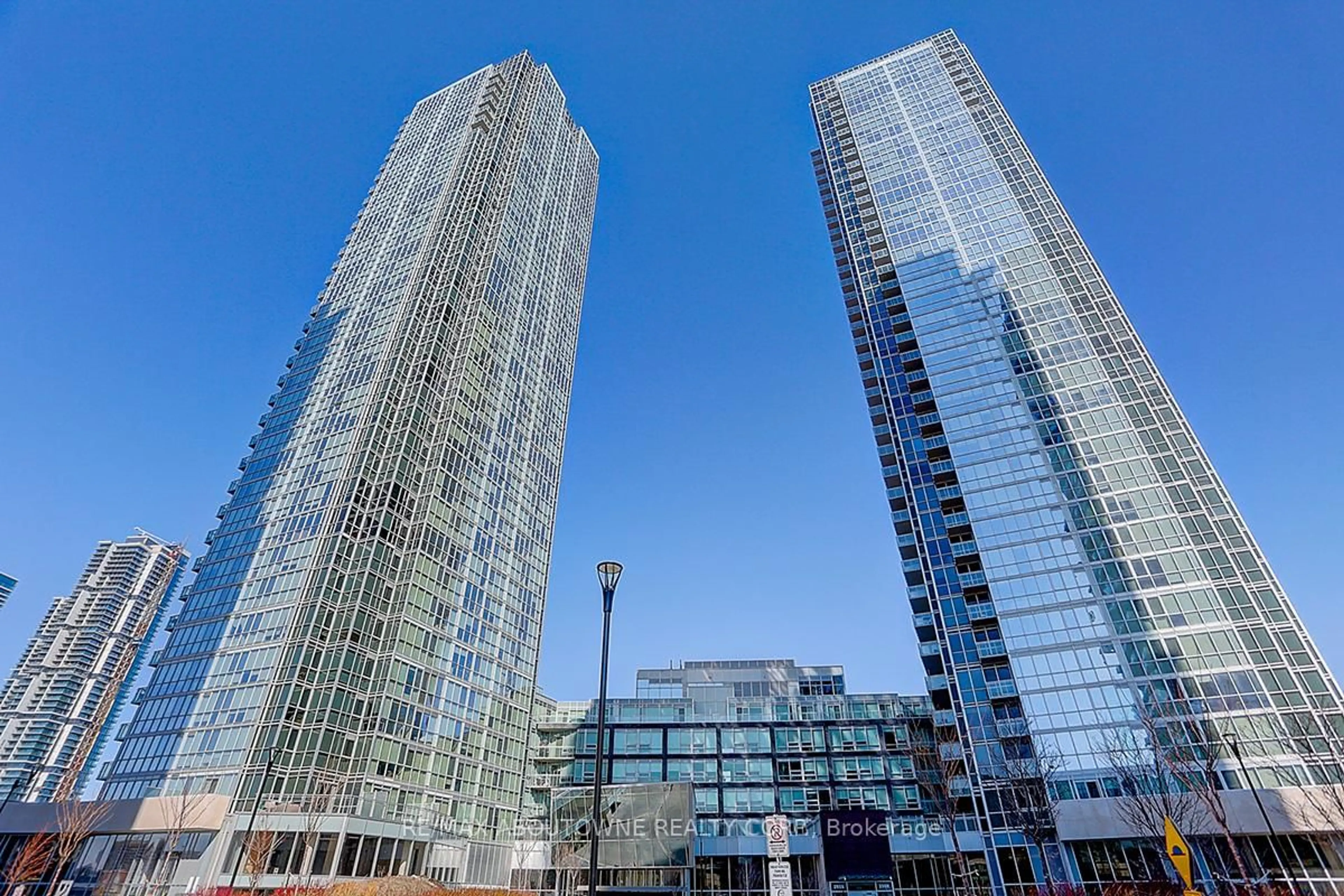 Unknown for 2908 Highway 7 Rd #3704, Vaughan Ontario L4K 0K5