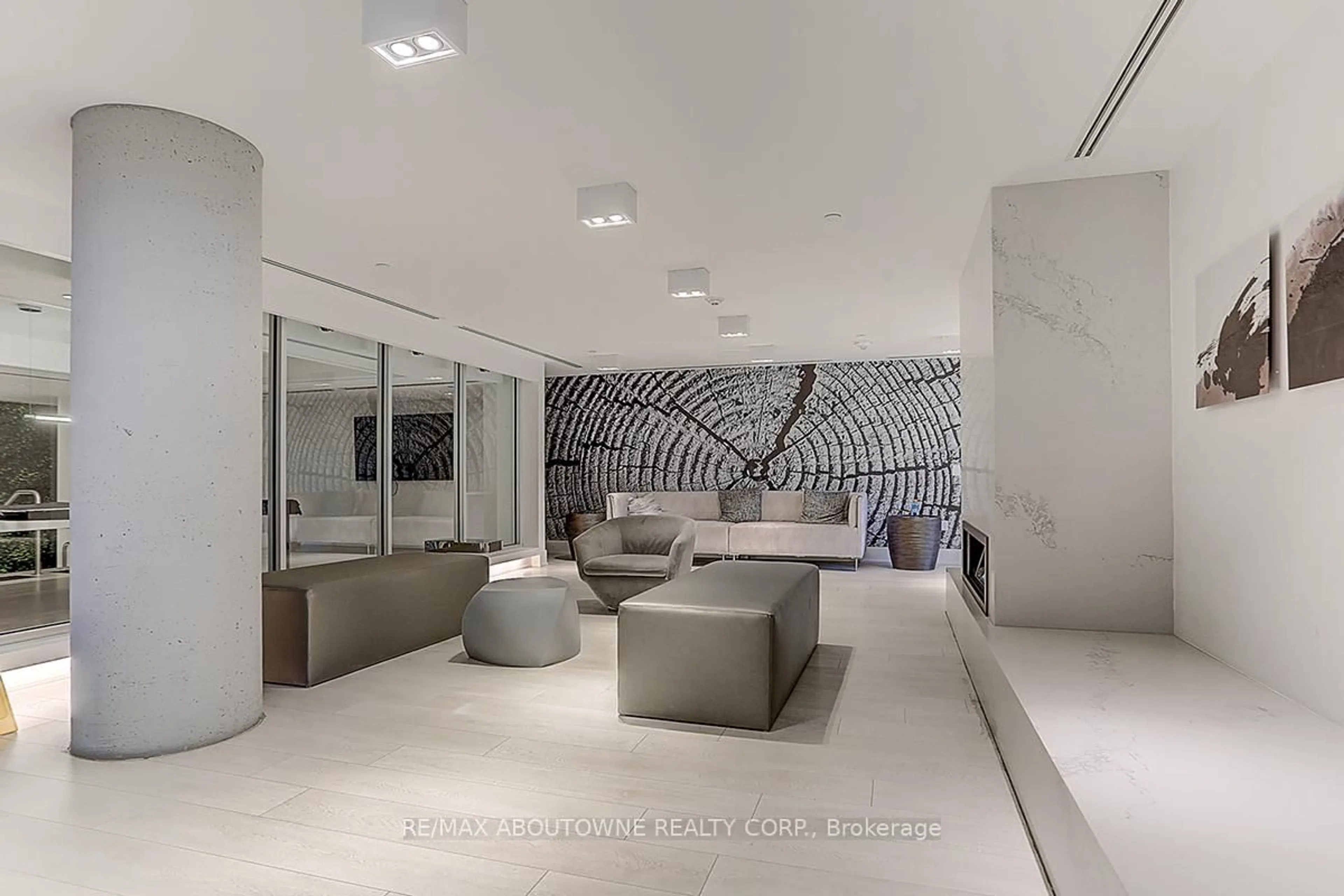 Lobby for 2908 Highway 7 Rd #3704, Vaughan Ontario L4K 0K5