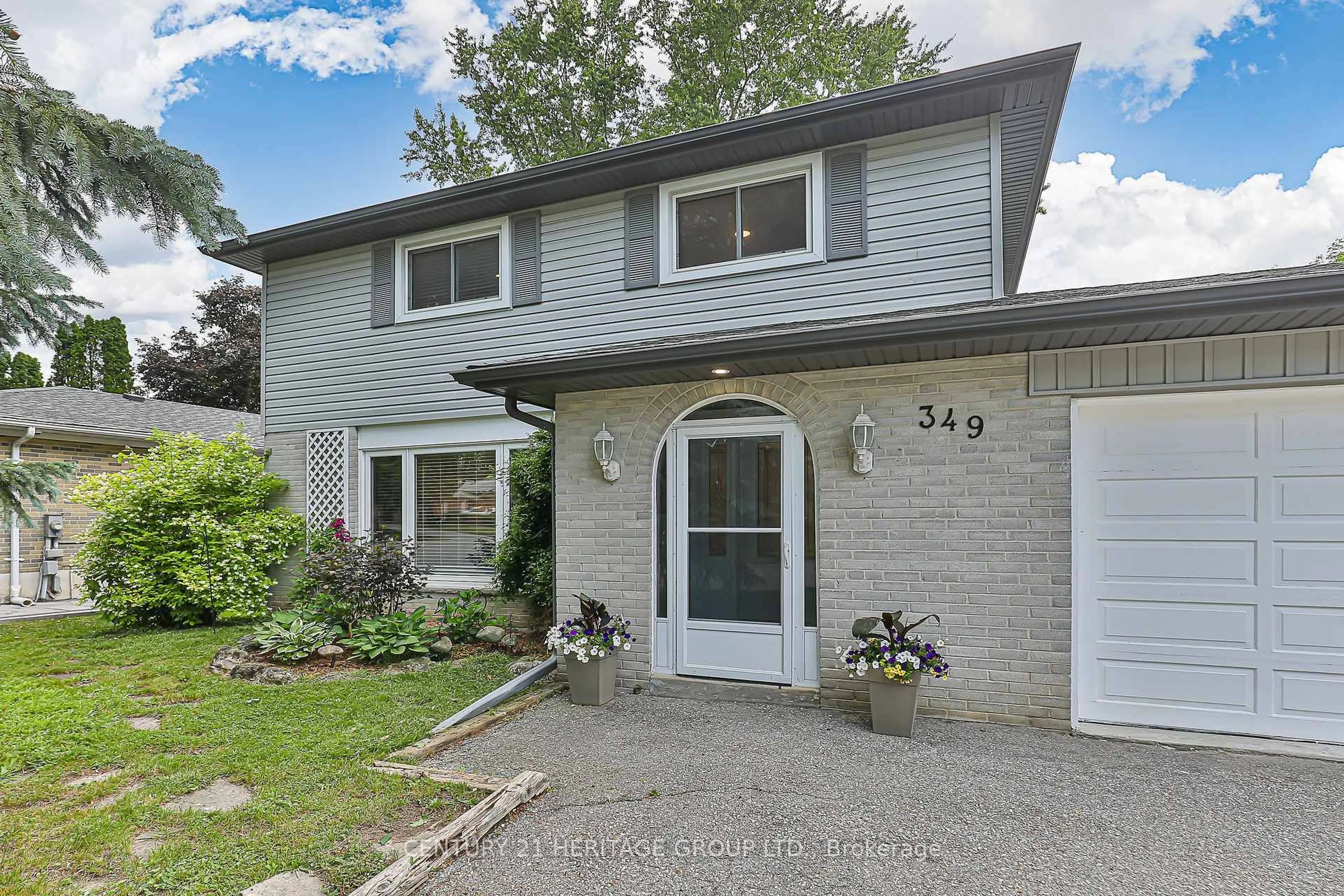 Unknown for 349 Ella Crt, Newmarket Ontario L3Y 4L6
