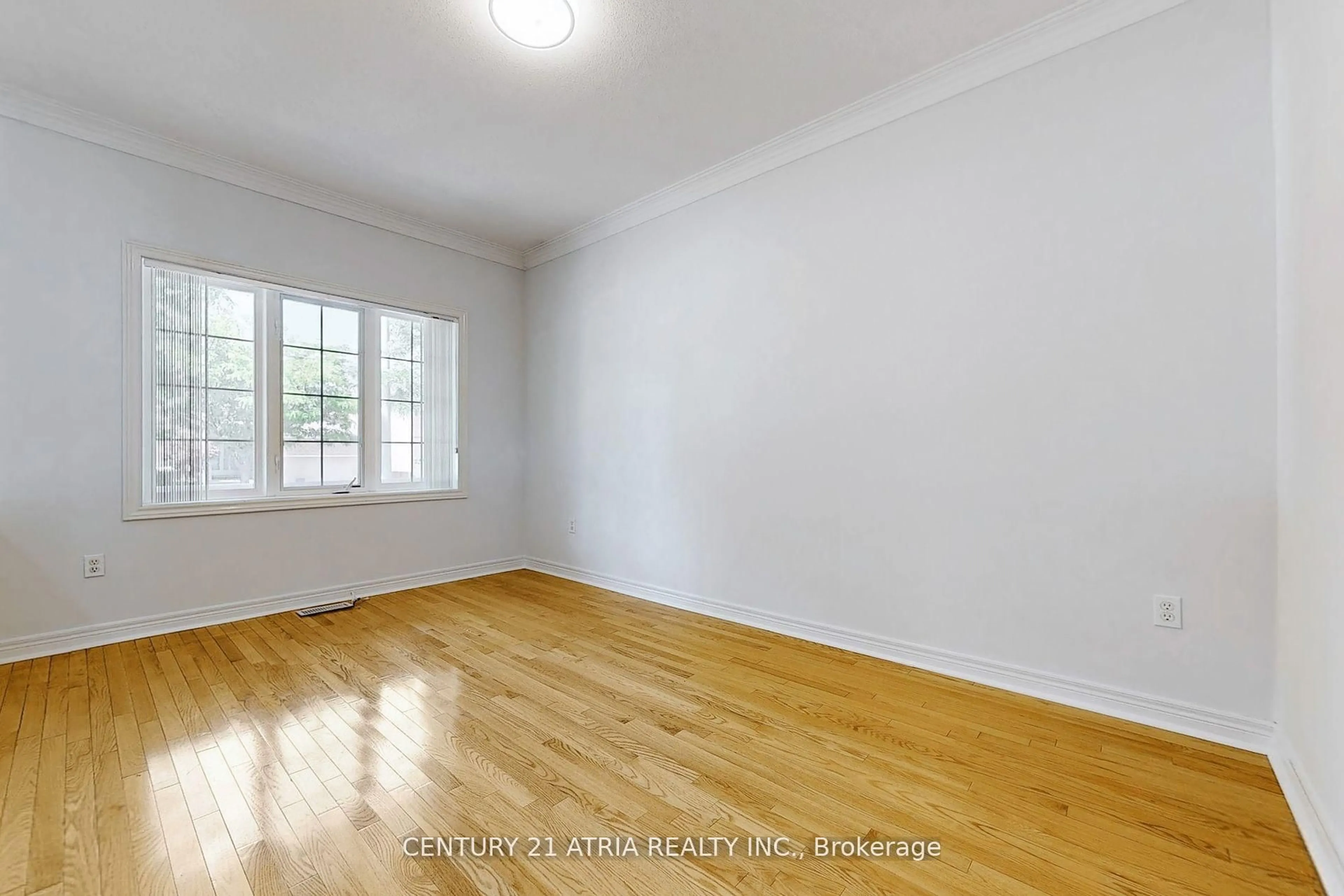 A pic of a room for 25 Palisade Cres, Richmond Hill Ontario L4S 2H9