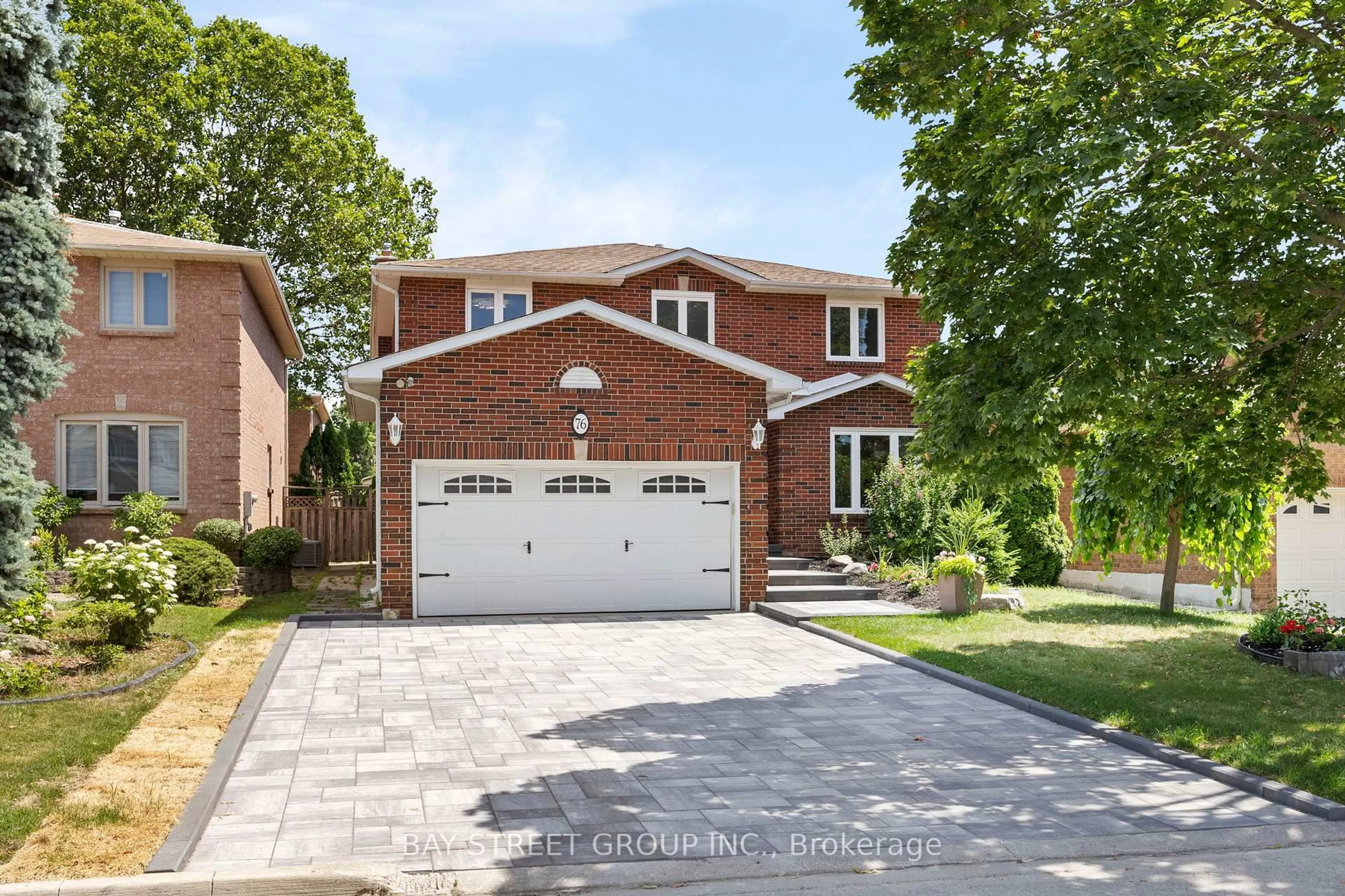 Home with brick exterior material, street for 76 Hyde Park Dr, Richmond Hill Ontario L4B 1X1