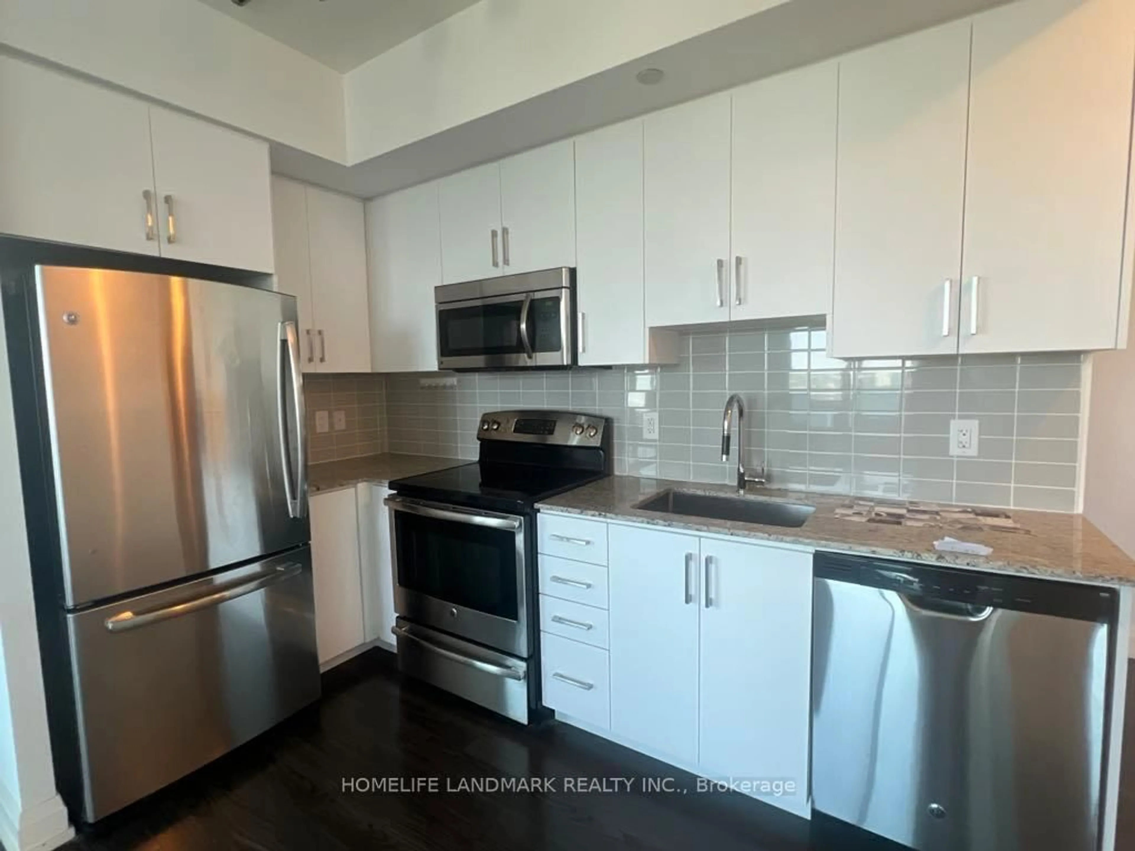 Standard kitchen, unknown for 7171 Yonge St #1101, Markham Ontario L3T 0C5