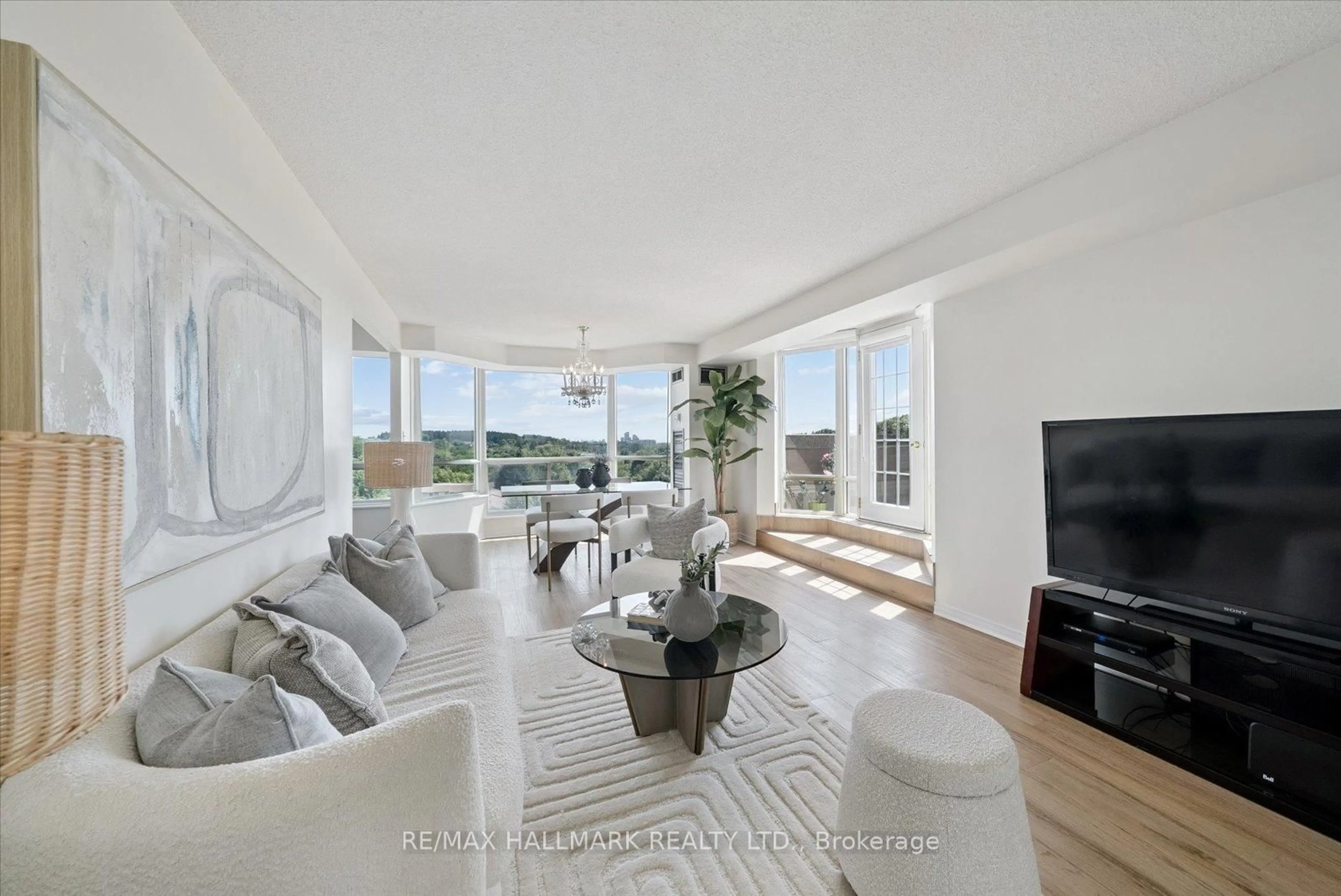 Living room with furniture, unknown for 175 Cedar Ave #704, Richmond Hill Ontario L4C 9V3