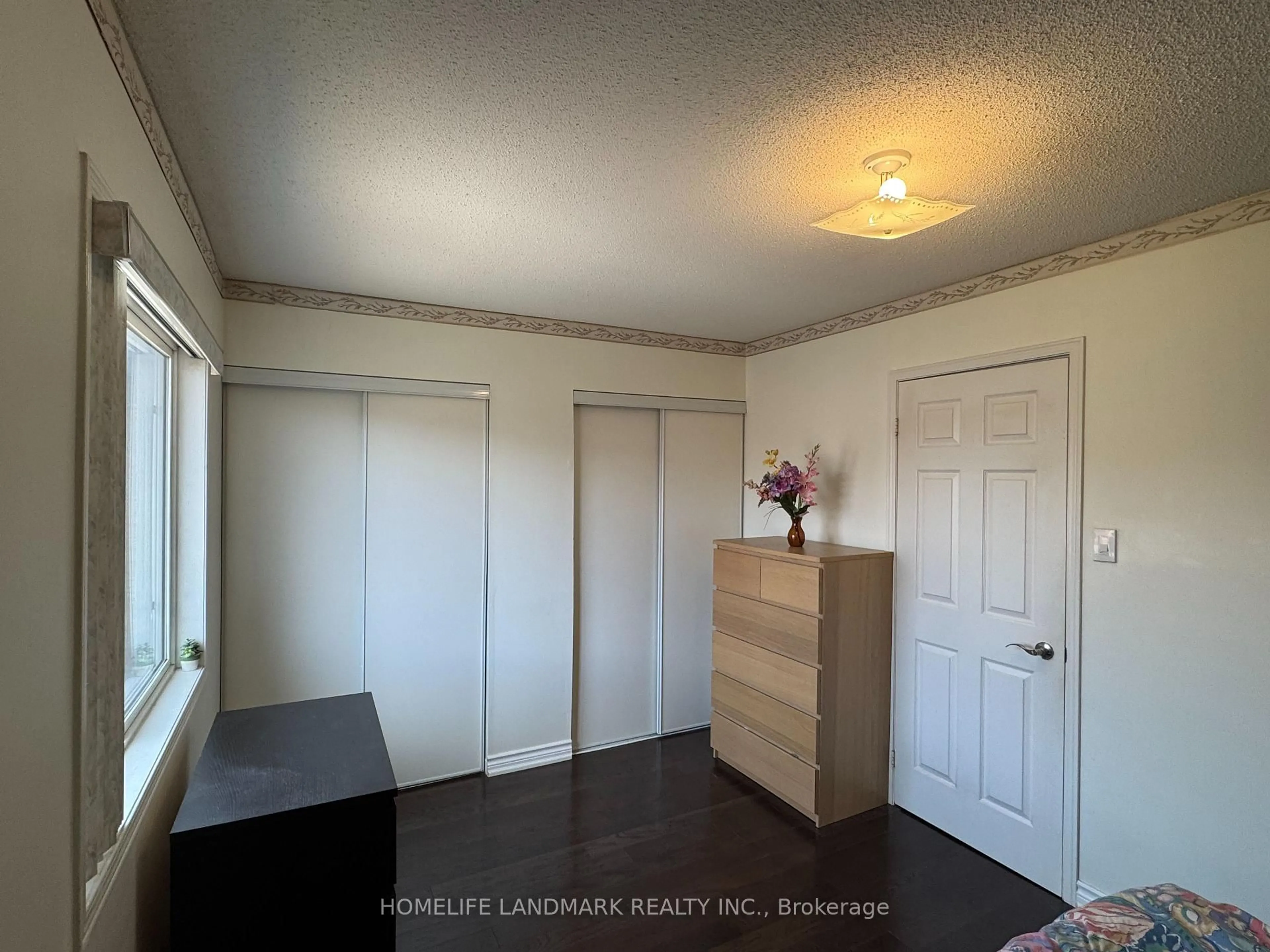A pic of a room for 107 KRUGER Rd, Markham Ontario L3S 3Y7