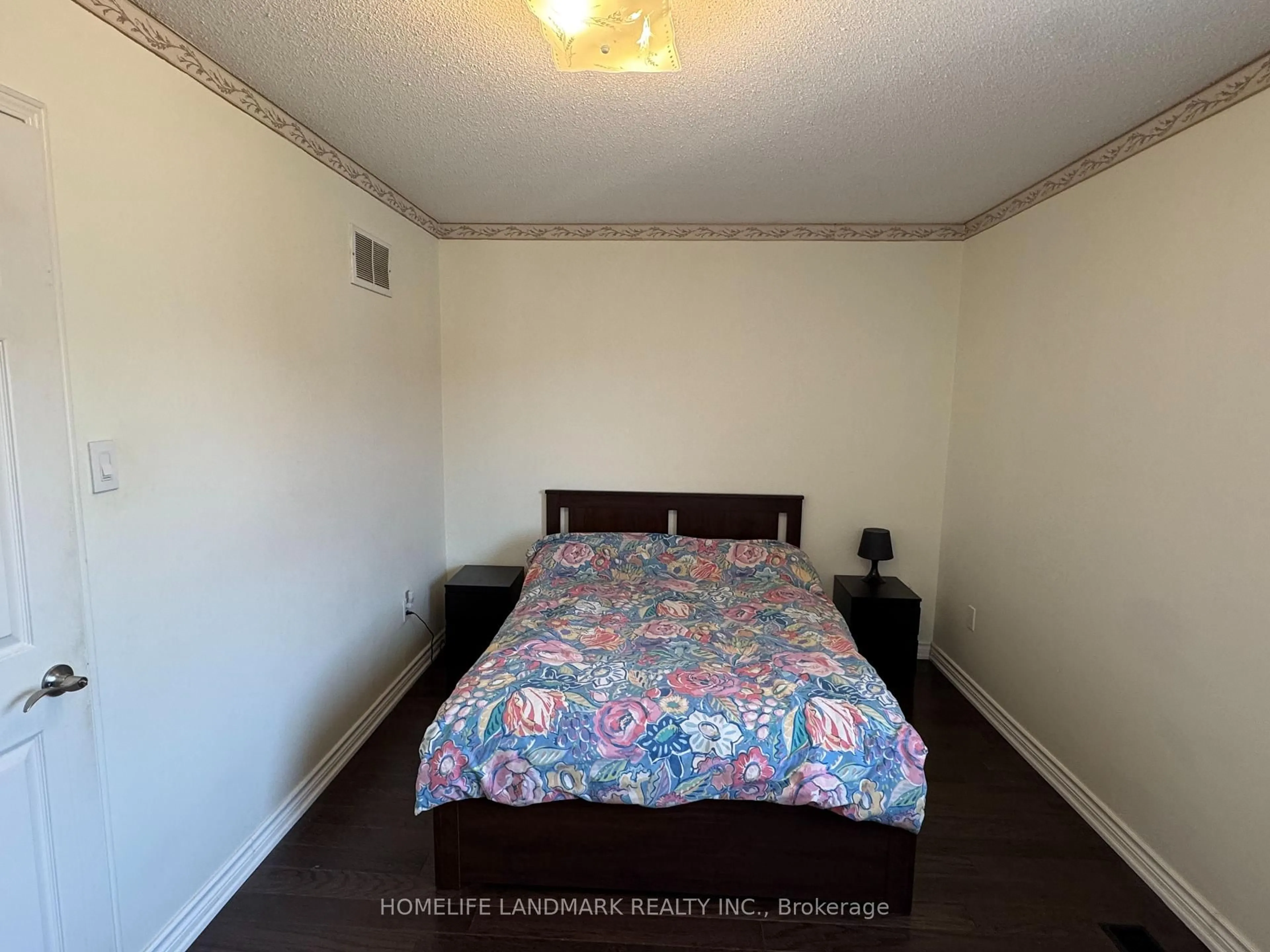 A pic of a room for 107 KRUGER Rd, Markham Ontario L3S 3Y7