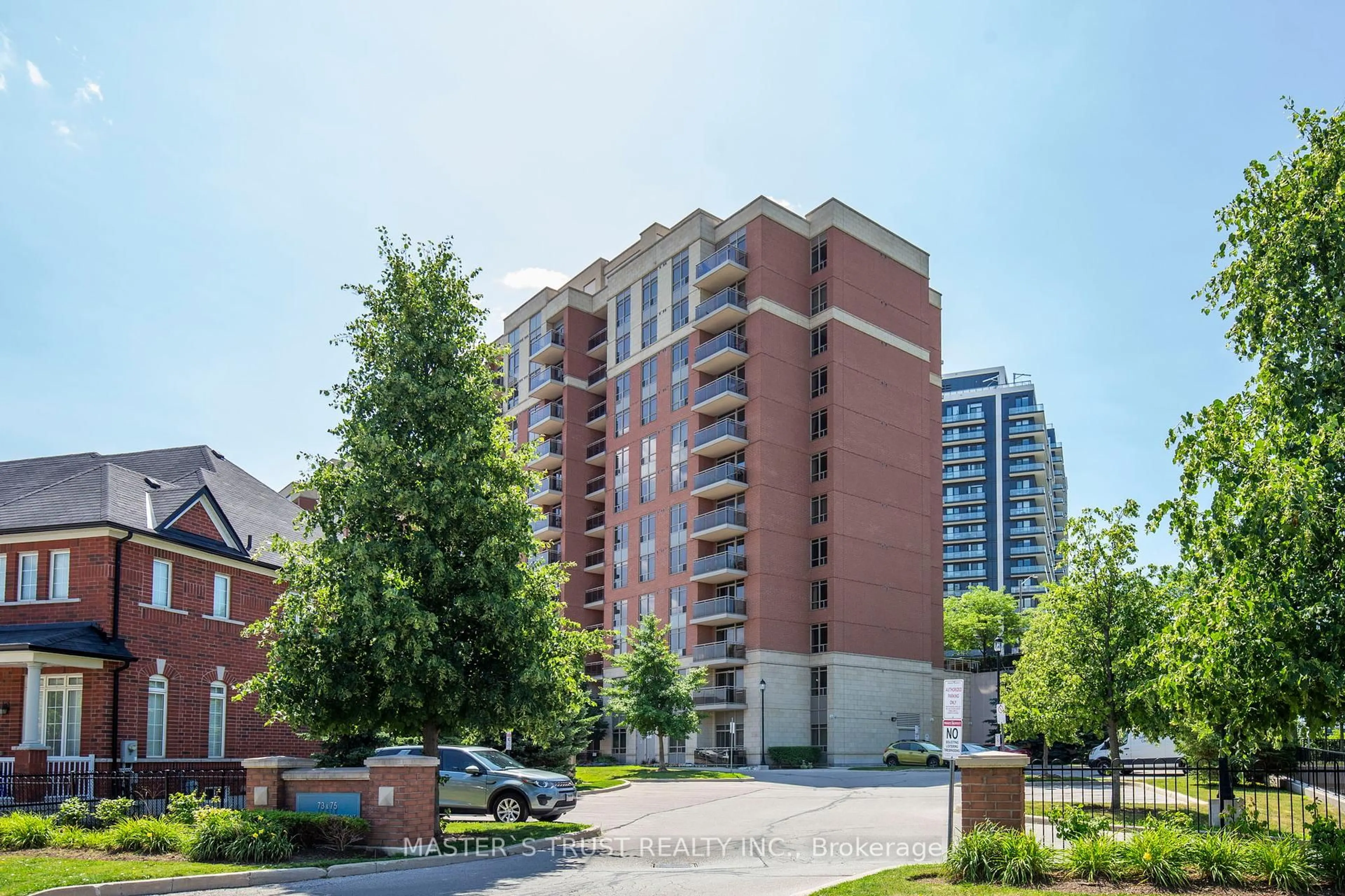 Unknown for 75 King William Cres #411, Richmond Hill Ontario L4B 0C1