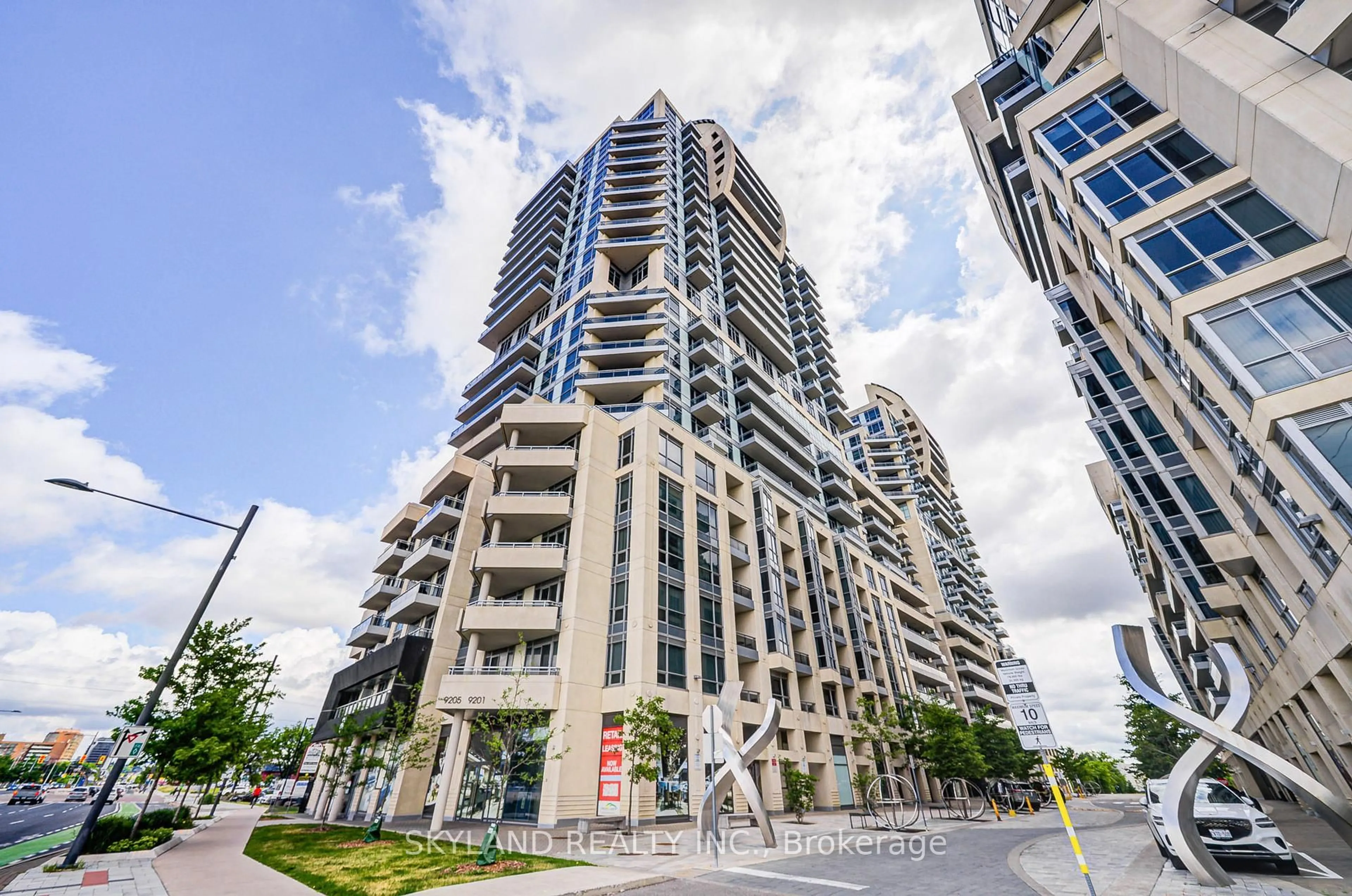 Unknown for 9201 Yonge St #406 NW, Richmond Hill Ontario L4C 6Z2
