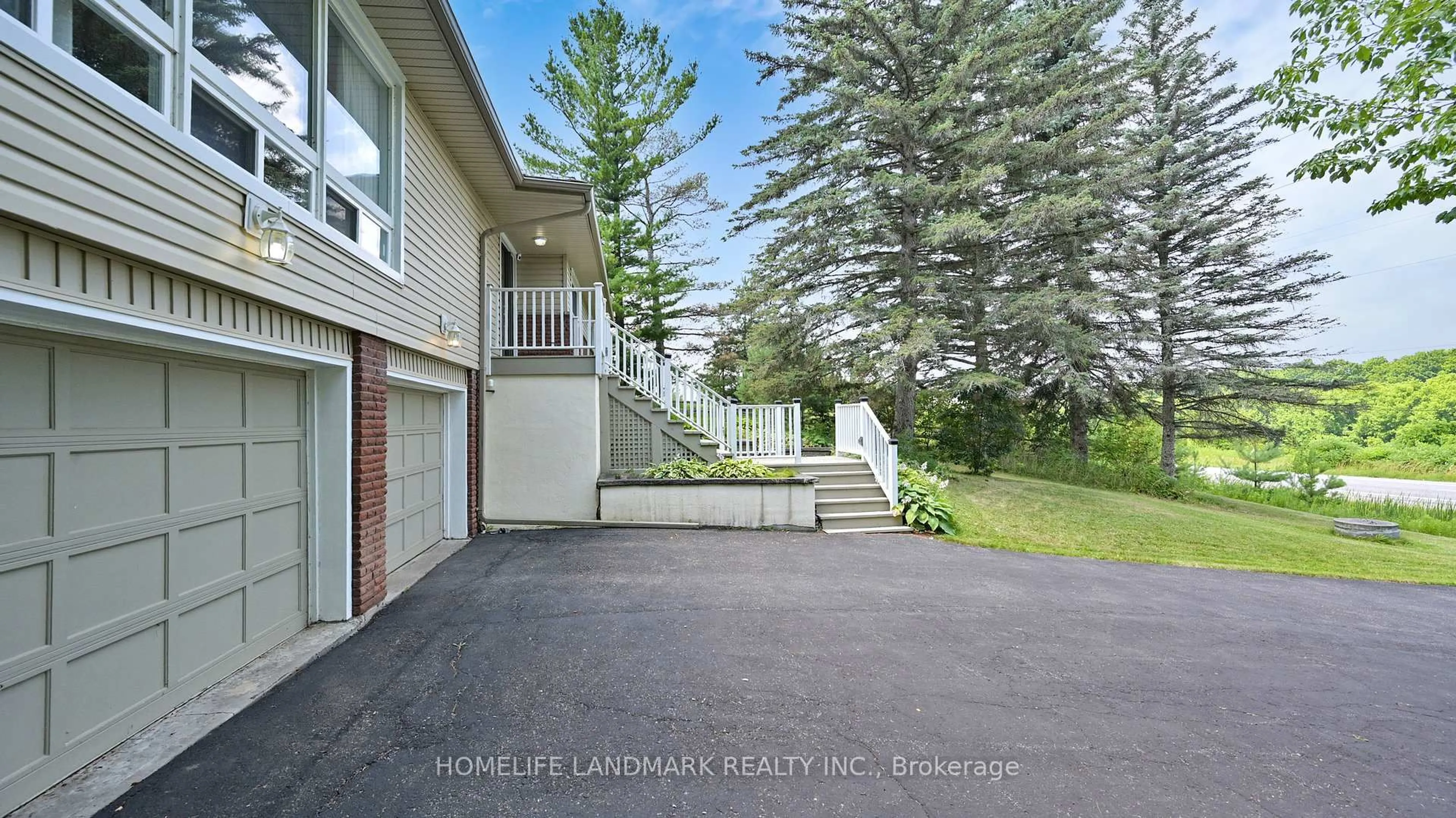 Unknown for 1093 Queensville Sdrd, East Gwillimbury Ontario L0G 1R0