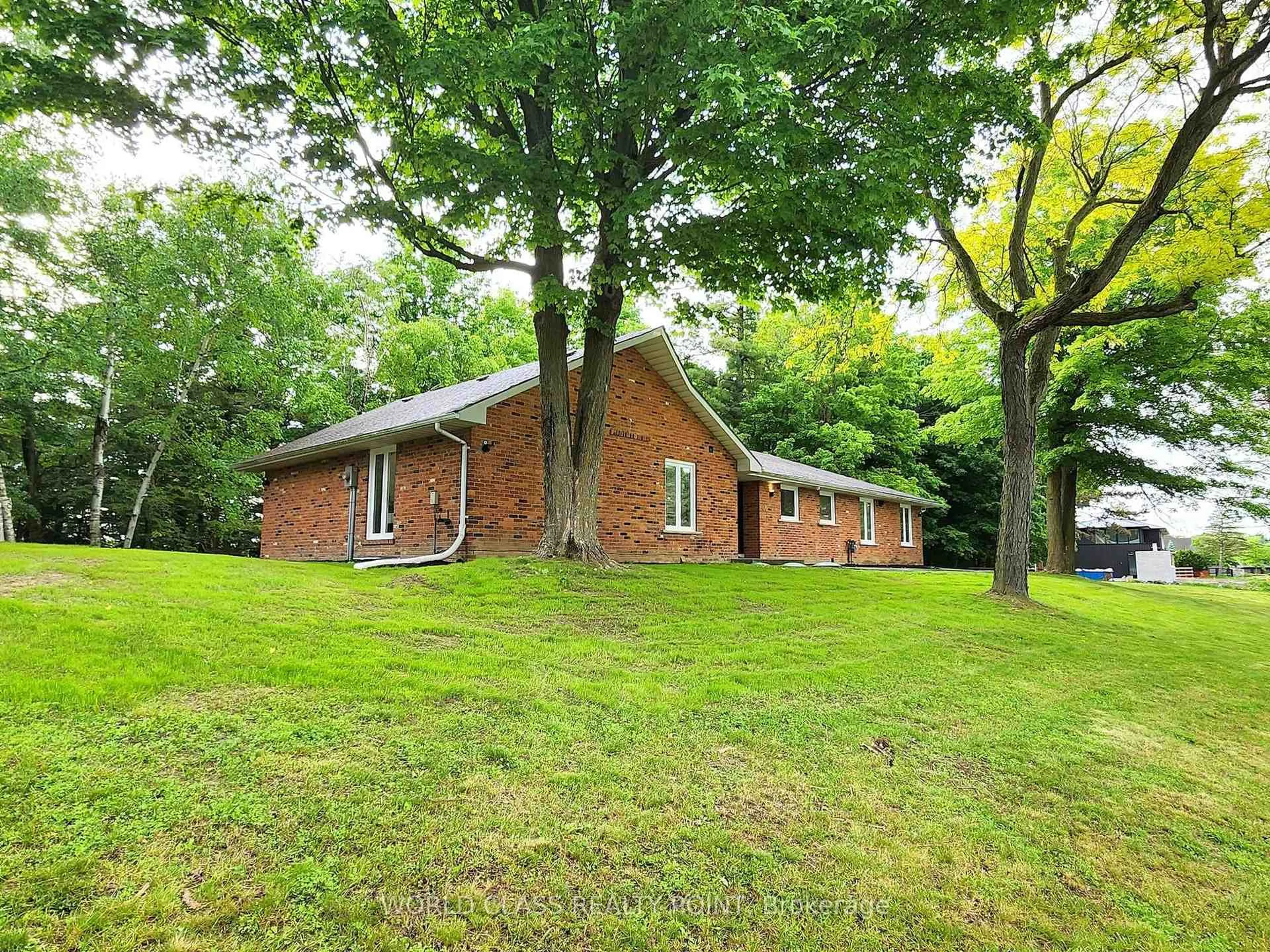 A pic from outside/outdoor area/front of a property/back of a property/a pic from drone, unknown for 60 Kleins Ridge Rd, Vaughan Ontario L0J 1C0