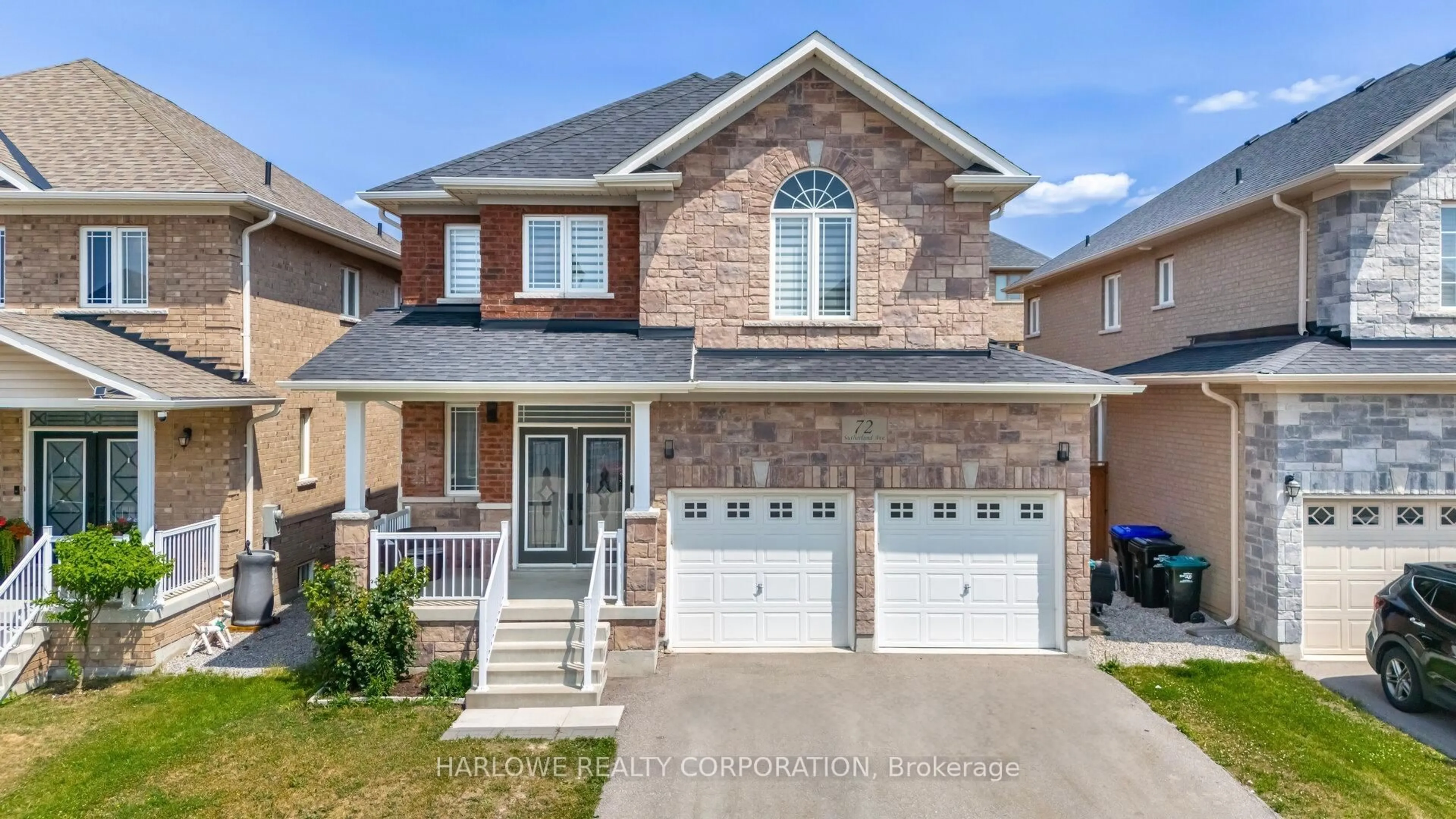 Home with brick exterior material, street for 72 Sutherland Ave, Bradford West Gwillimbury Ontario L3Z 4H4