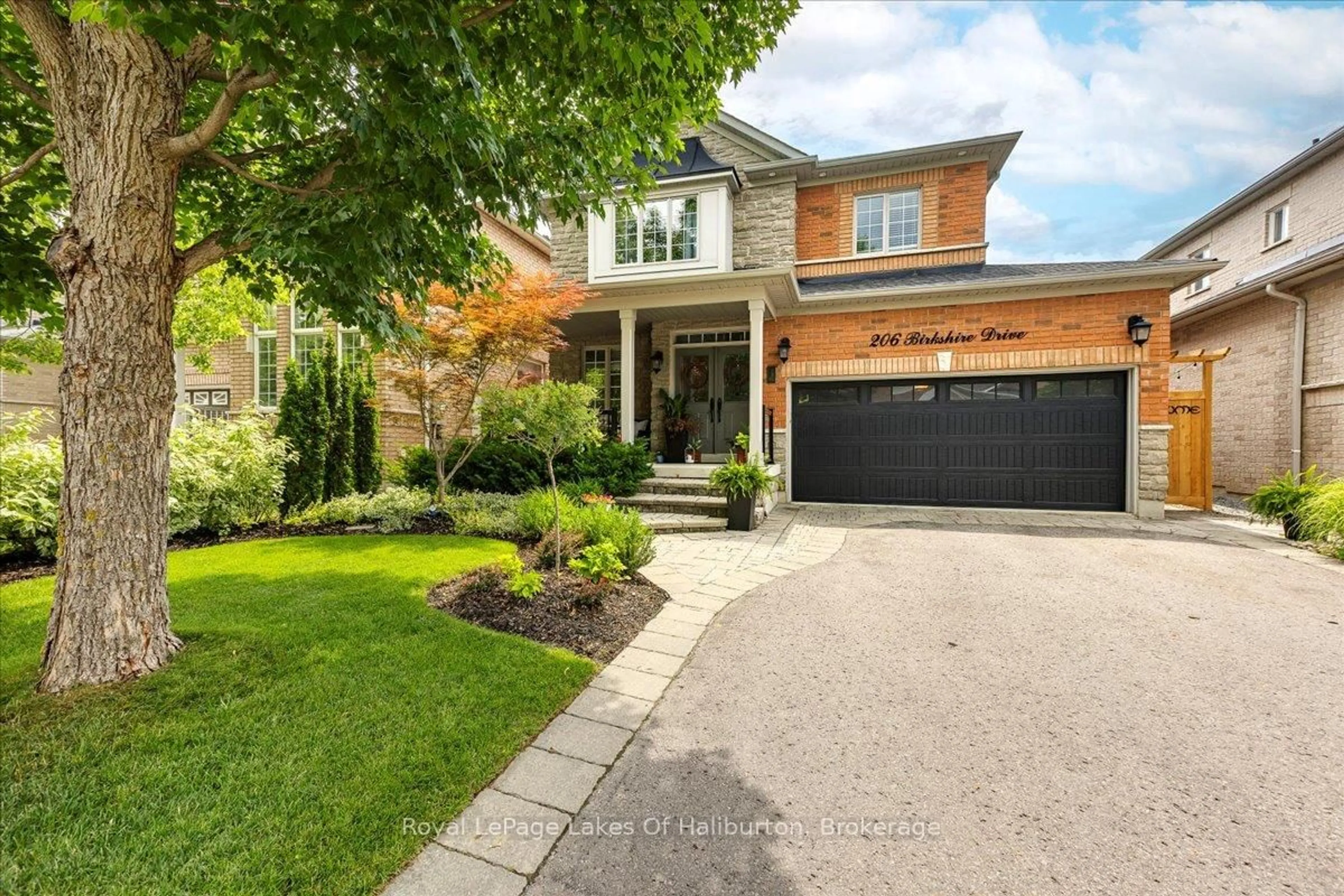 Home with brick exterior material, street for 206 Birkshire Dr, Aurora Ontario L4G 7R8