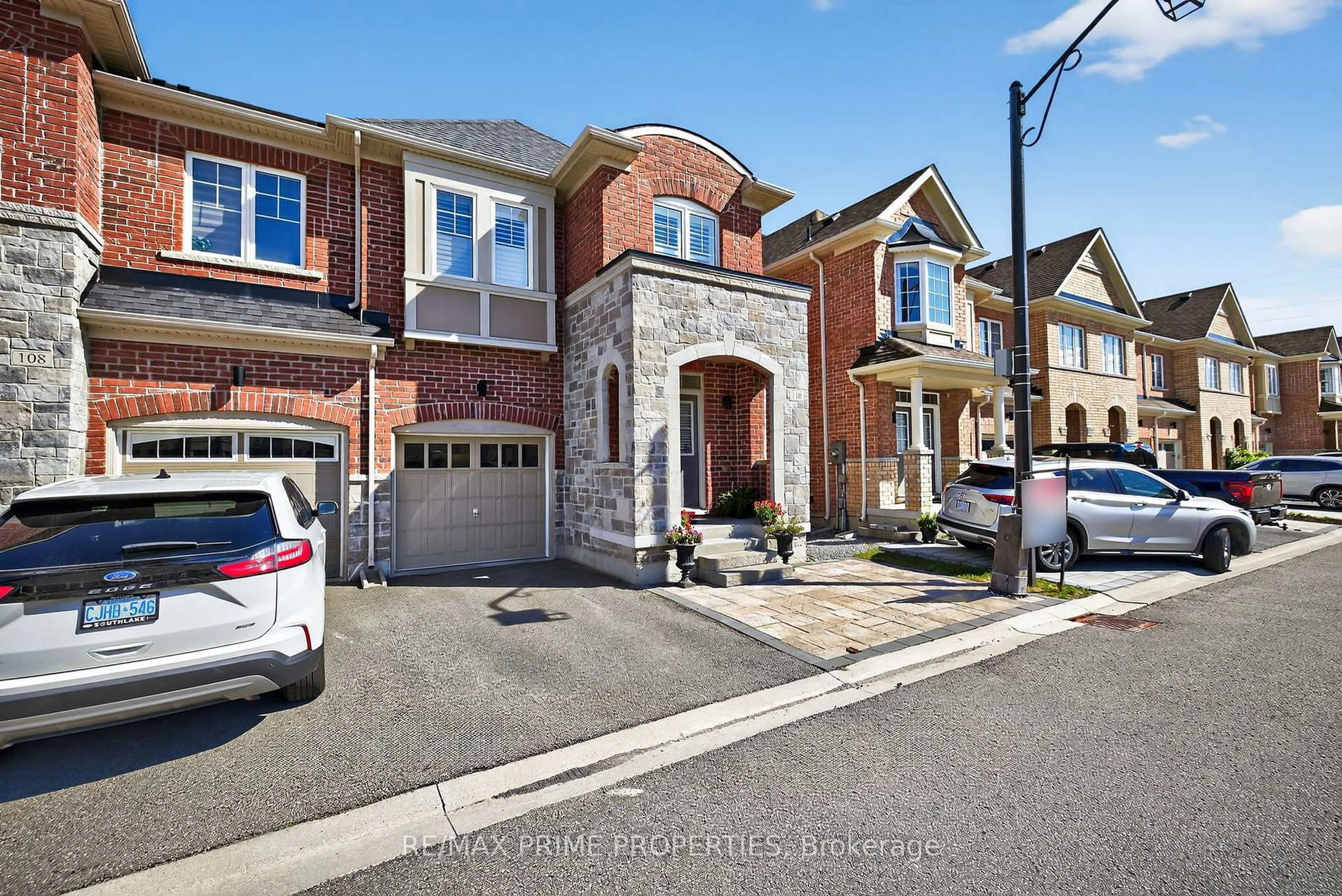 Home with brick exterior material, street for 110 Maguire Rd, Newmarket Ontario L3X 0M1