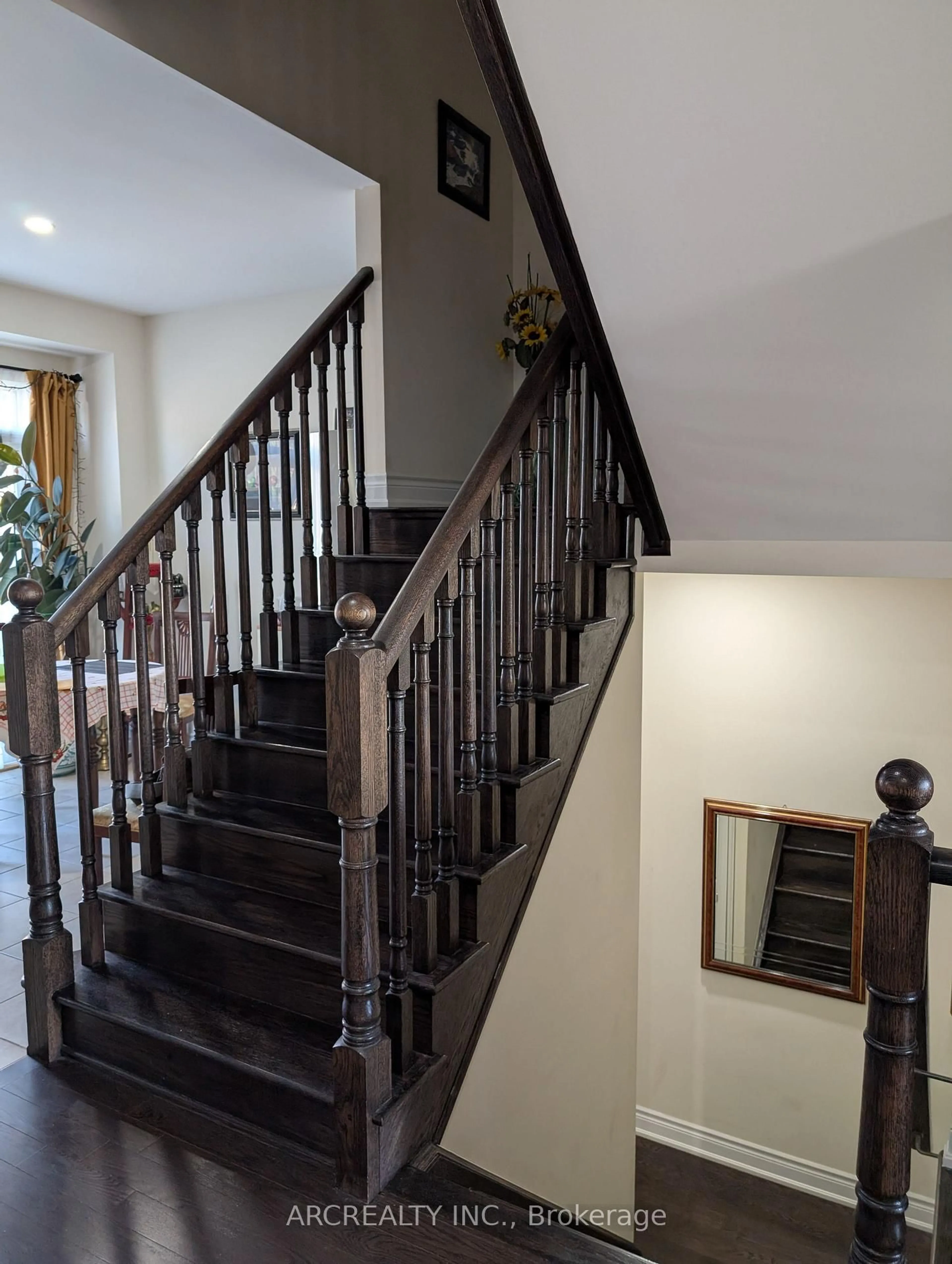 Stairs for 46 Betony Dr, Richmond Hill Ontario L4E 0V6