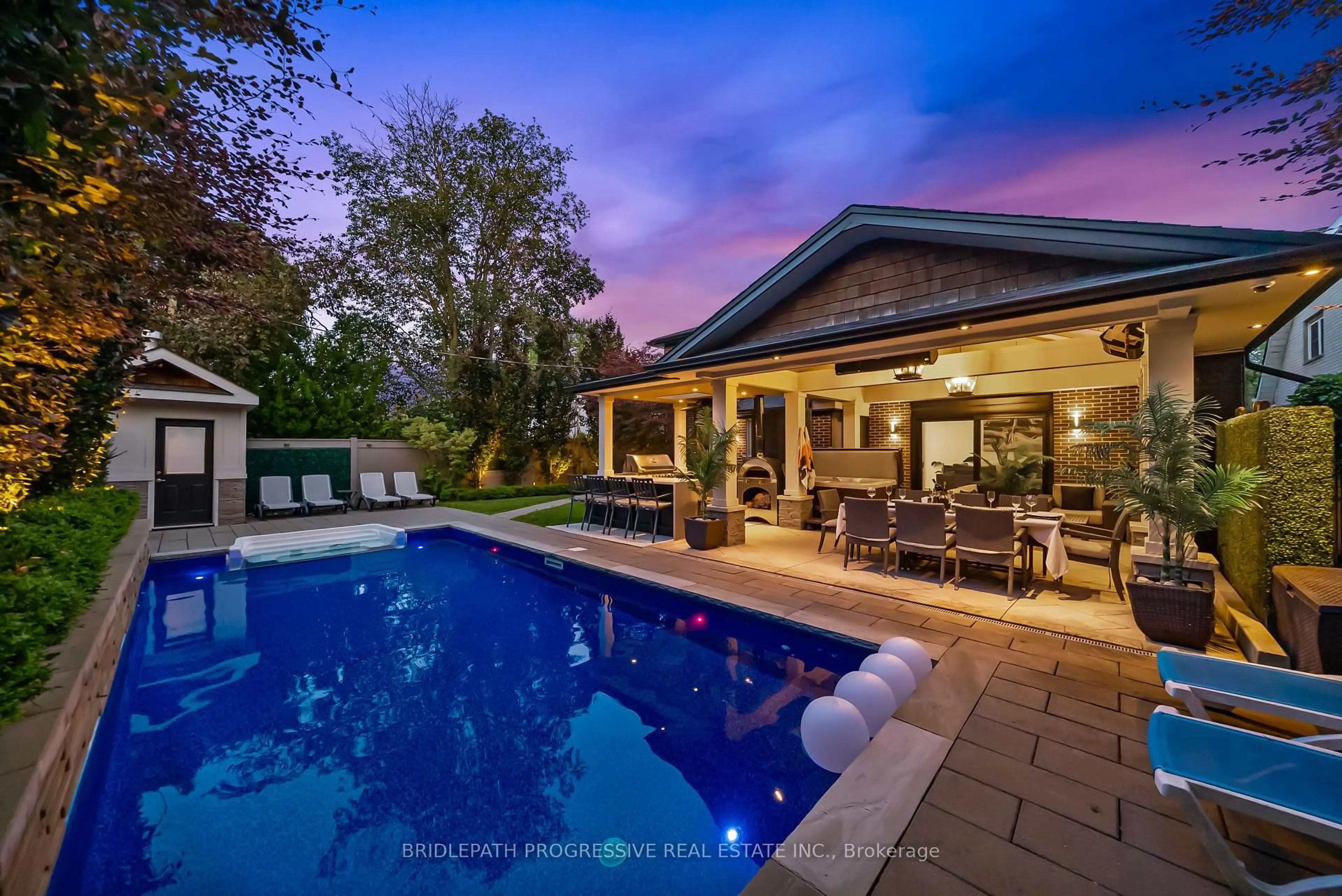 Pool for 72 Royal Orchard Blvd, Markham Ontario L3T 3C5