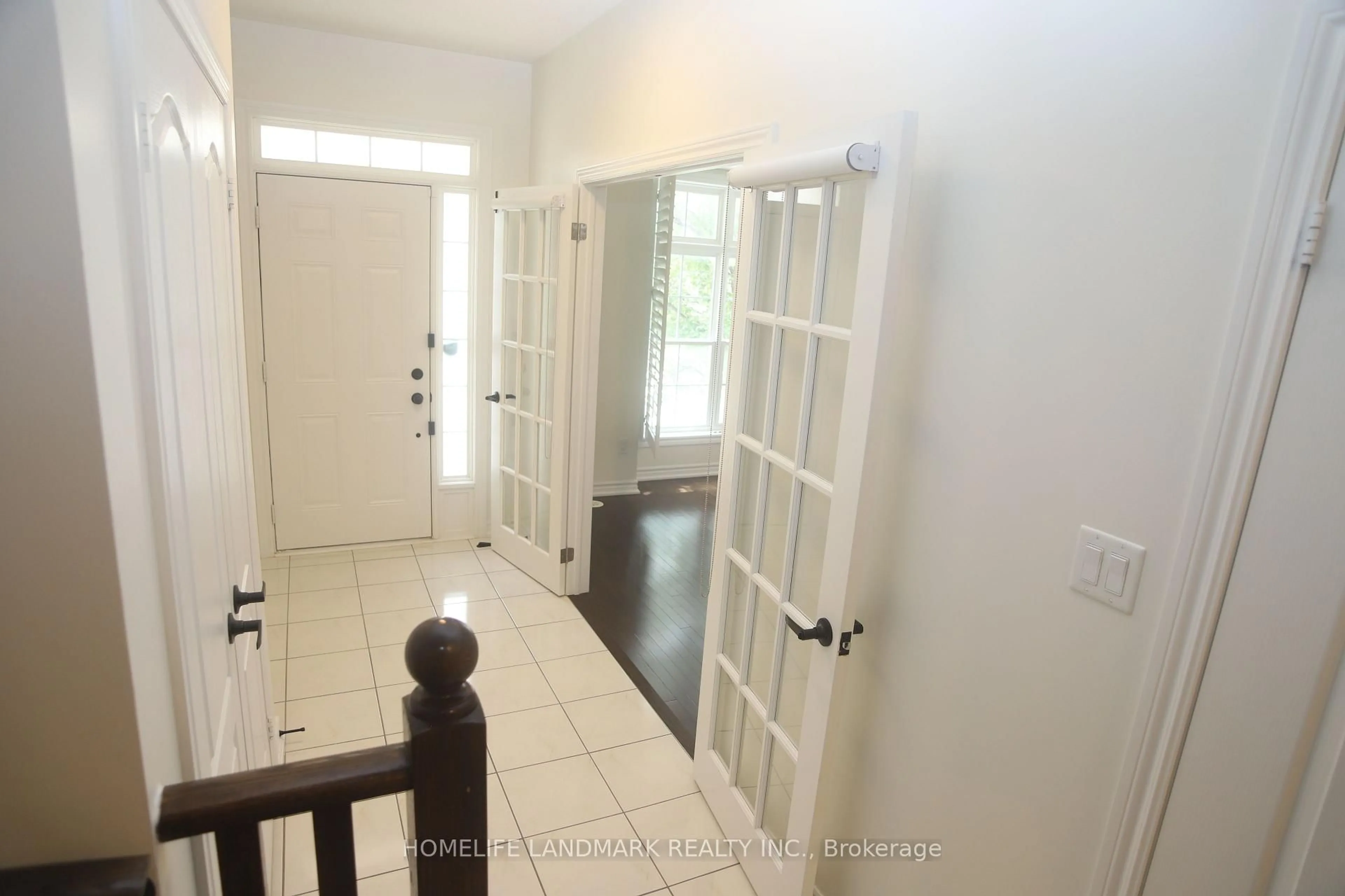 Indoor entryway for 56 Donald Buttress Blvd, Markham Ontario L6C 0P1