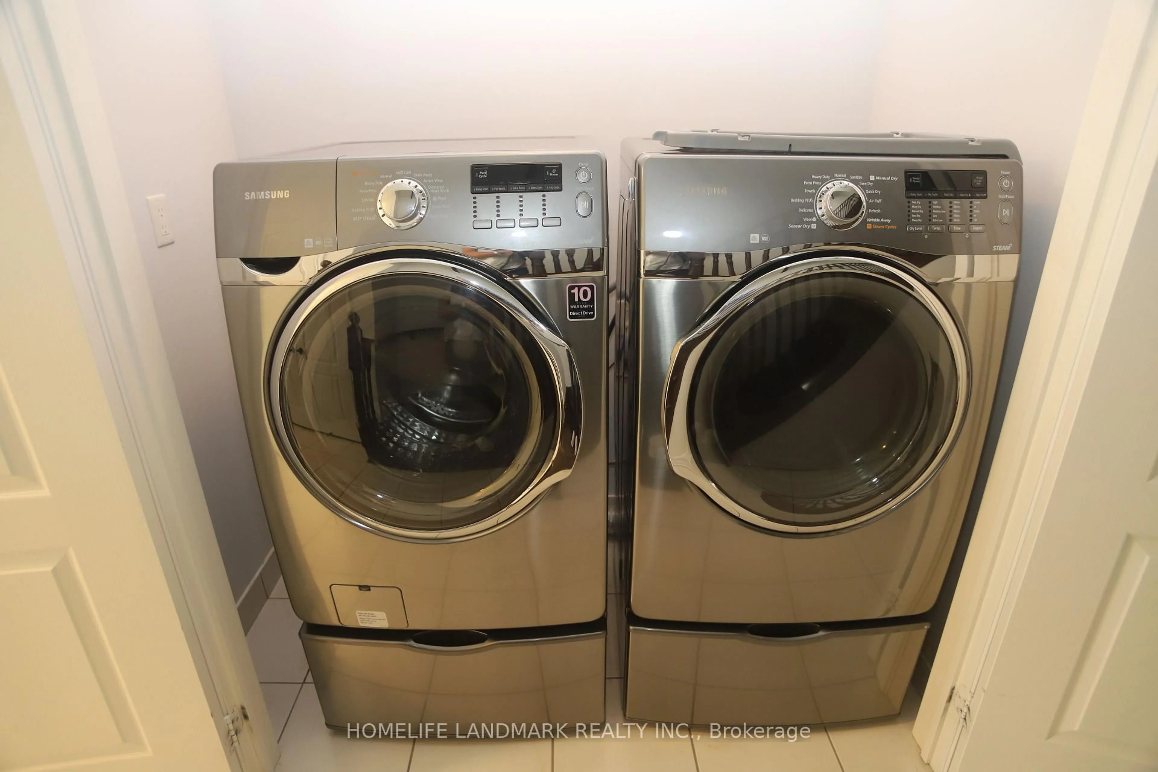 Laundry room for 56 Donald Buttress Blvd, Markham Ontario L6C 0P1