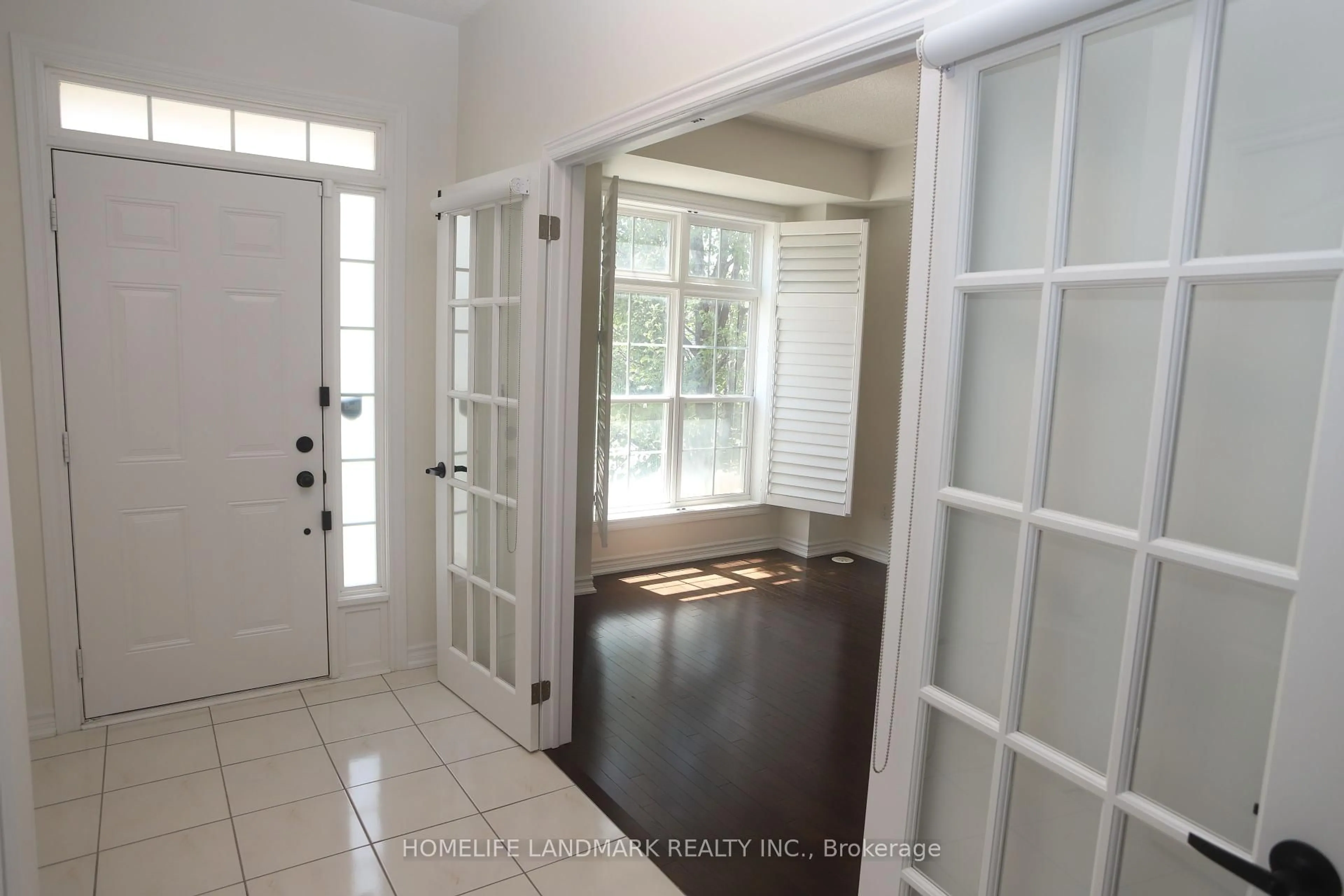 Indoor entryway for 56 Donald Buttress Blvd, Markham Ontario L6C 0P1