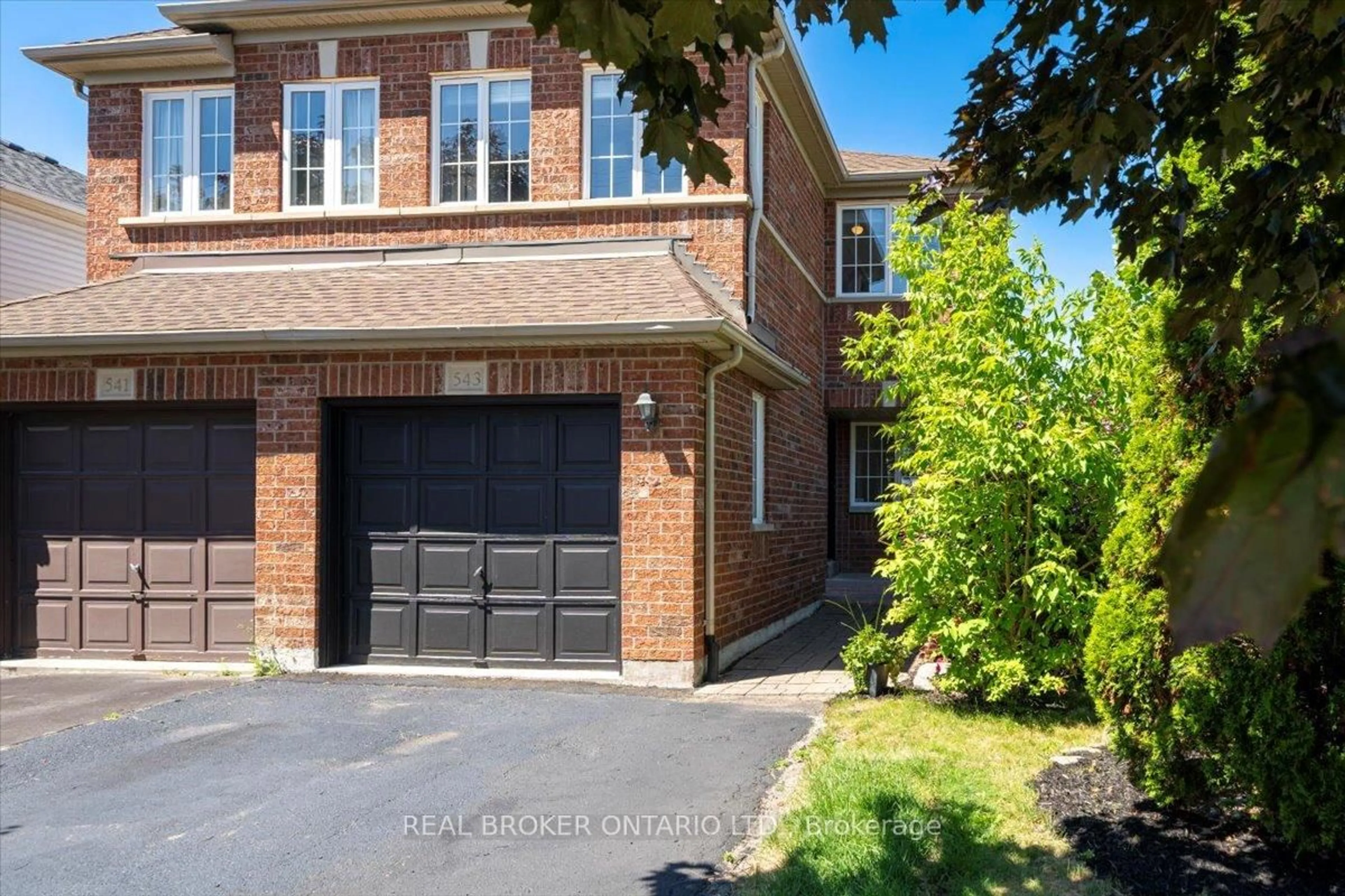 Home with brick exterior material, street for 543 Heddle Cres, Newmarket Ontario L3X 2K7
