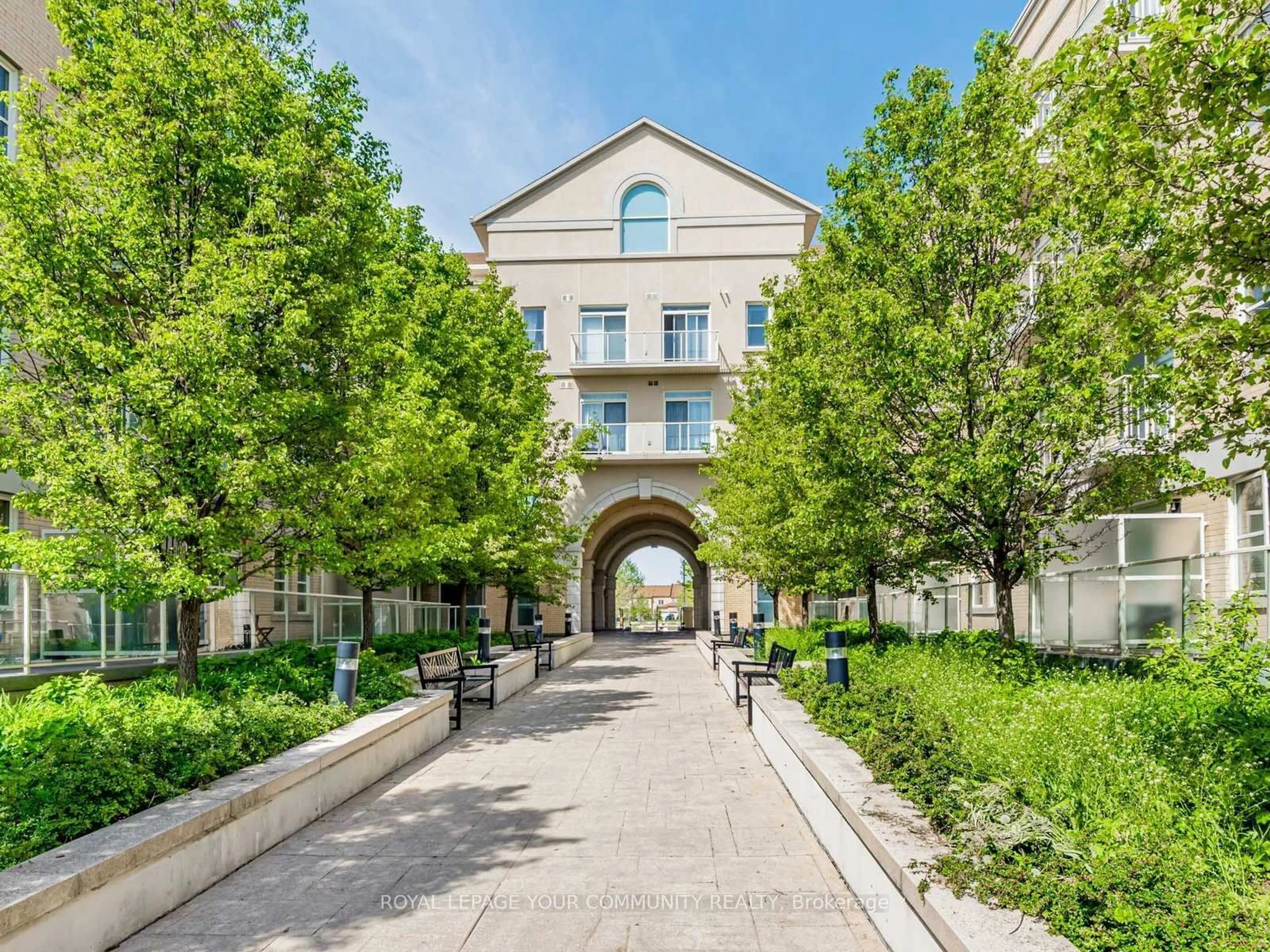 Unknown for 28 Prince Regent St #321, Markham Ontario L6C 0V5
