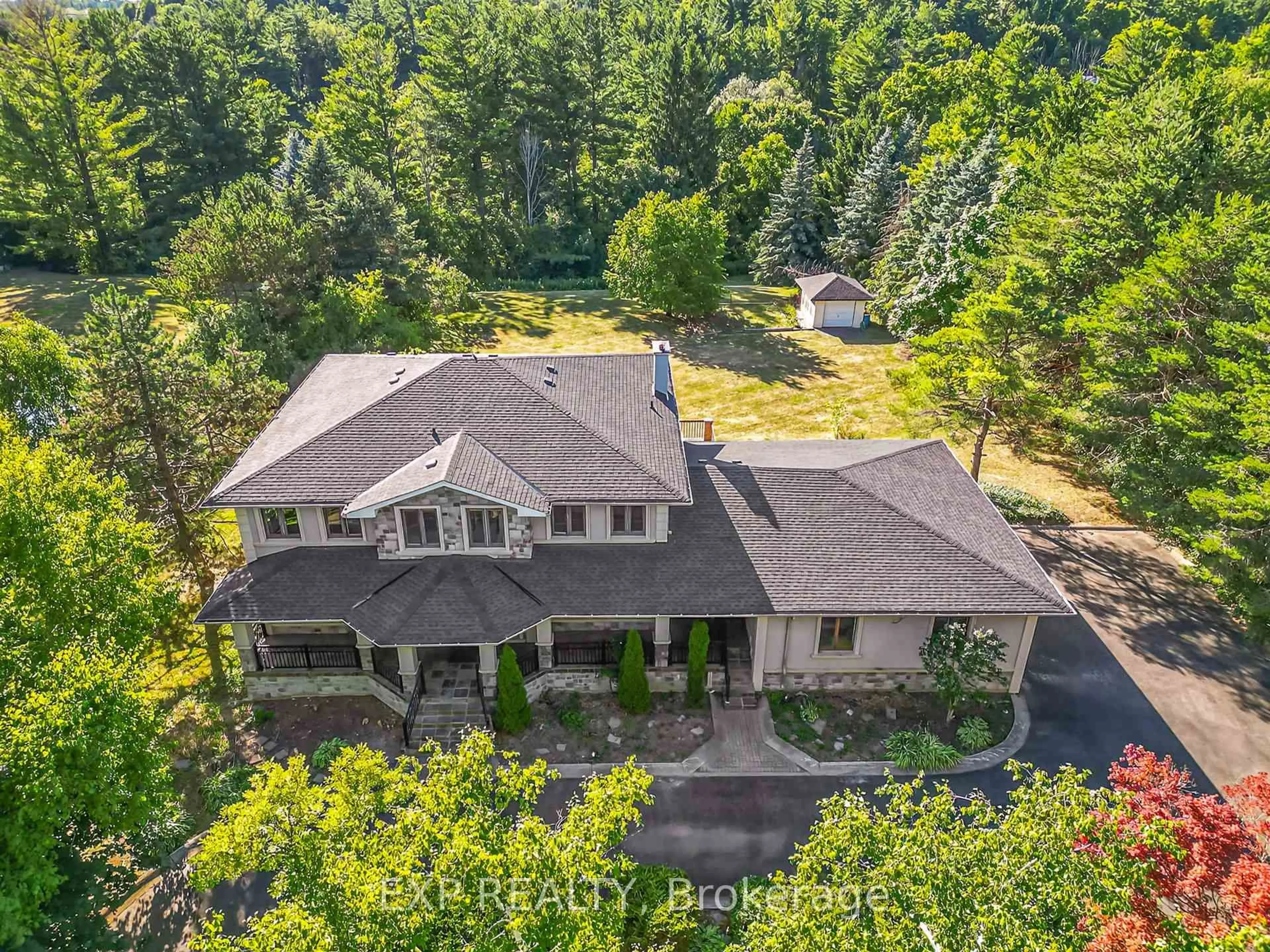 A pic from outside/outdoor area/front of a property/back of a property/a pic from drone, forest/trees view for 315 Stephanie Blvd, Vaughan Ontario L4L 1A6