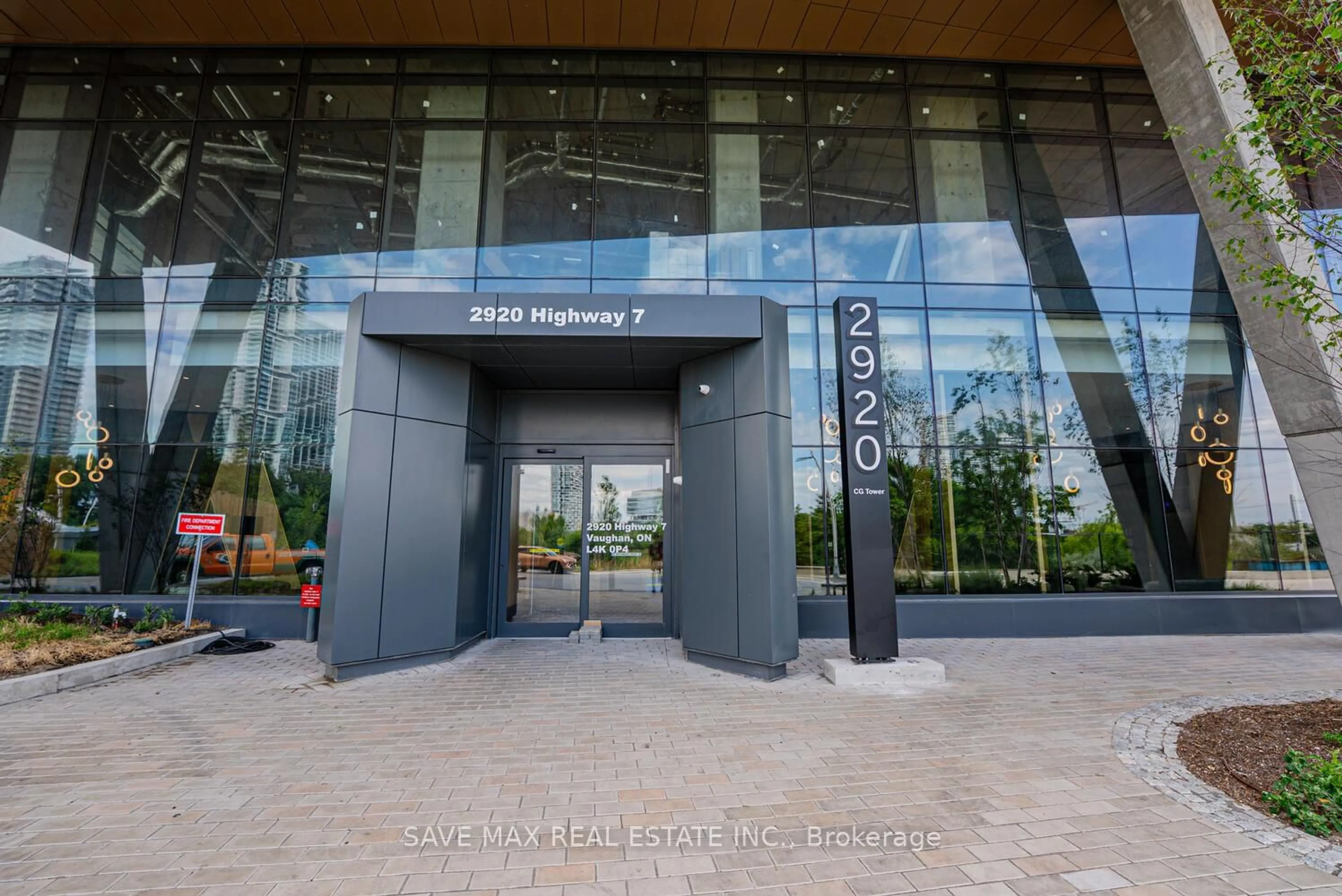 Indoor foyer for 2920 Highway 7 Rd #1508, Vaughan Ontario L4K 0P4