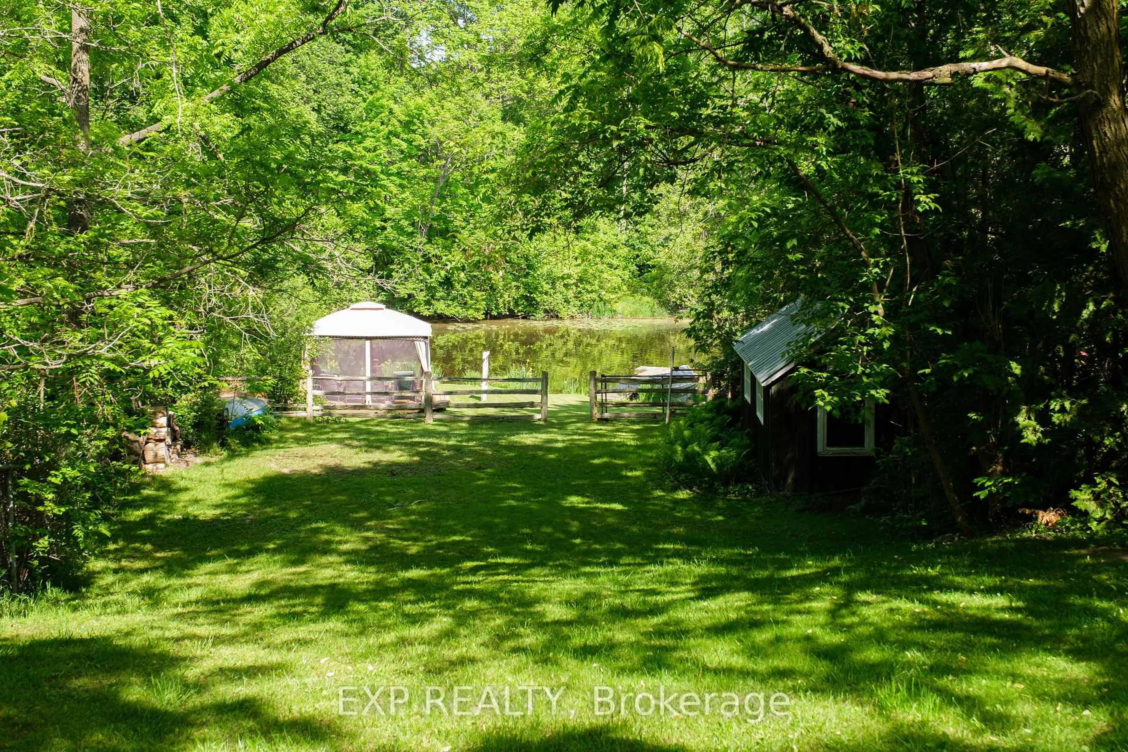 Shed for 145 High St, Georgina Ontario L0E 1R0