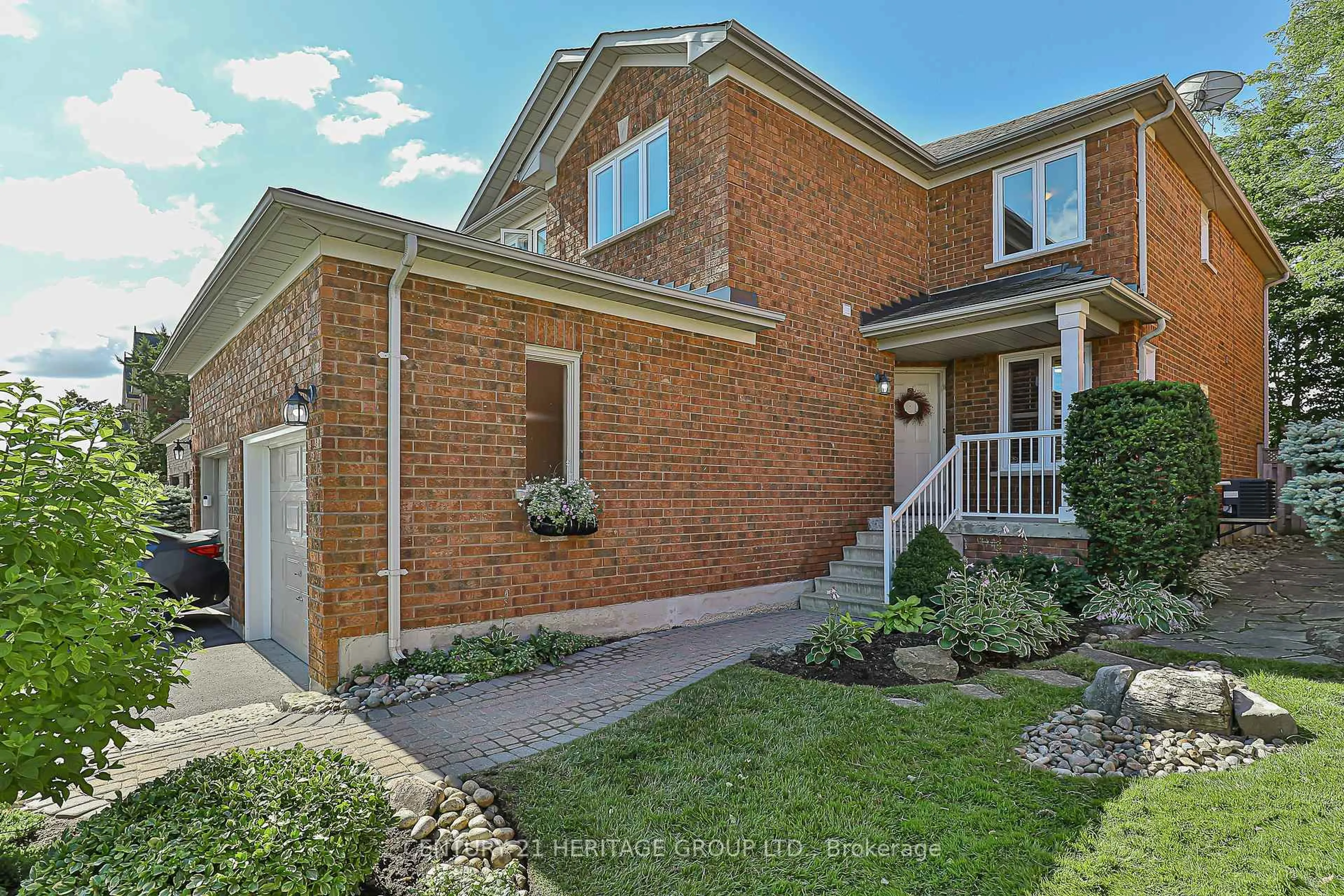 Home with brick exterior material, street for 80 Primeau Dr, Aurora Ontario L4G 6Z2