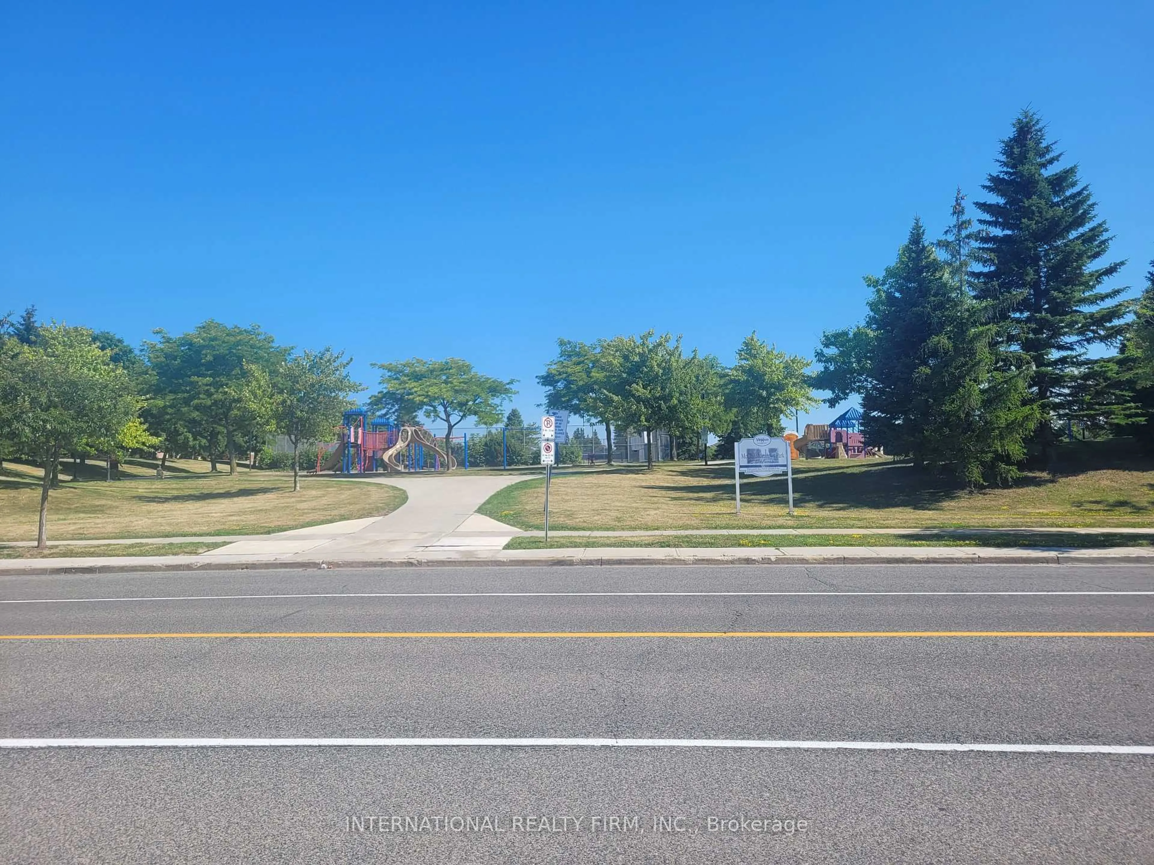 Blurry image for 8912 Martin Grove Rd, Vaughan Ontario L4H 1C3