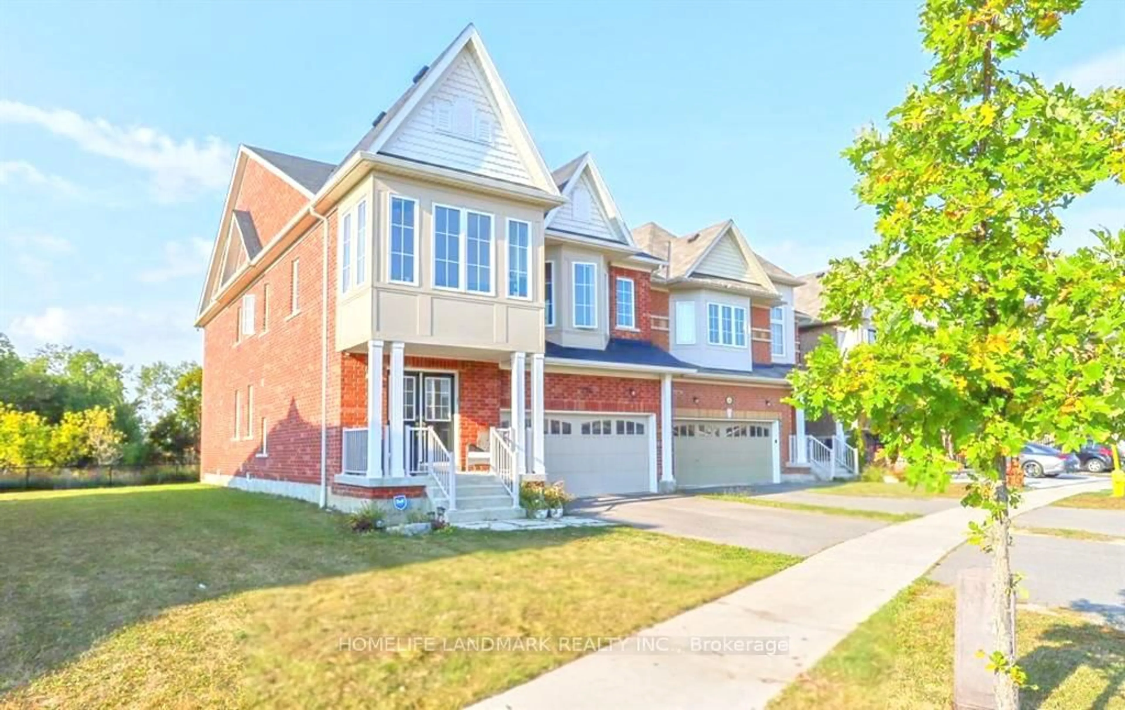 Home with brick exterior material, street for 256 Greenwood Rd, Whitchurch-Stouffville Ontario L4A 4N8
