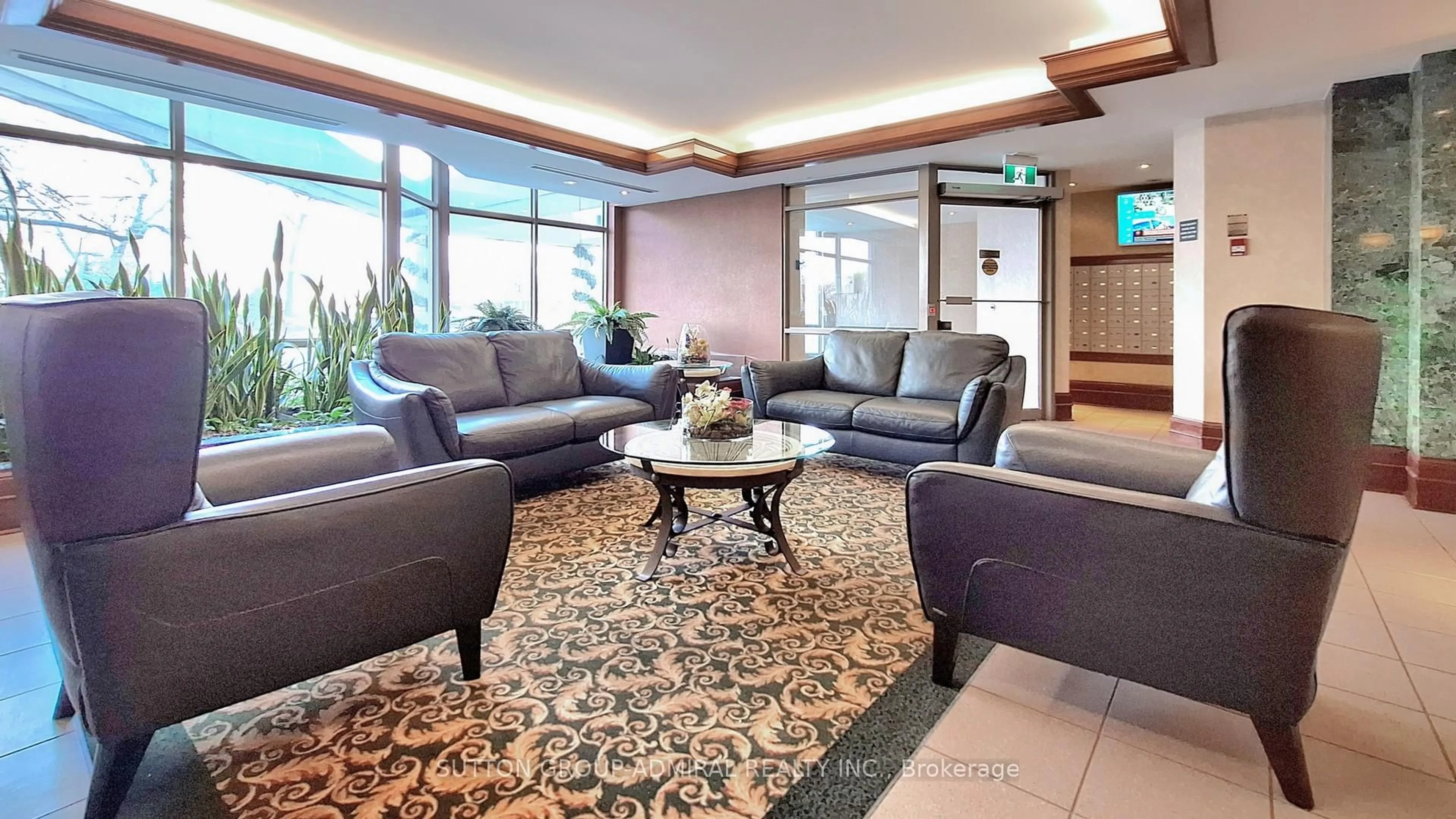 Lobby for 175 Cedar Ave #410, Richmond Hill Ontario L4C 9V3