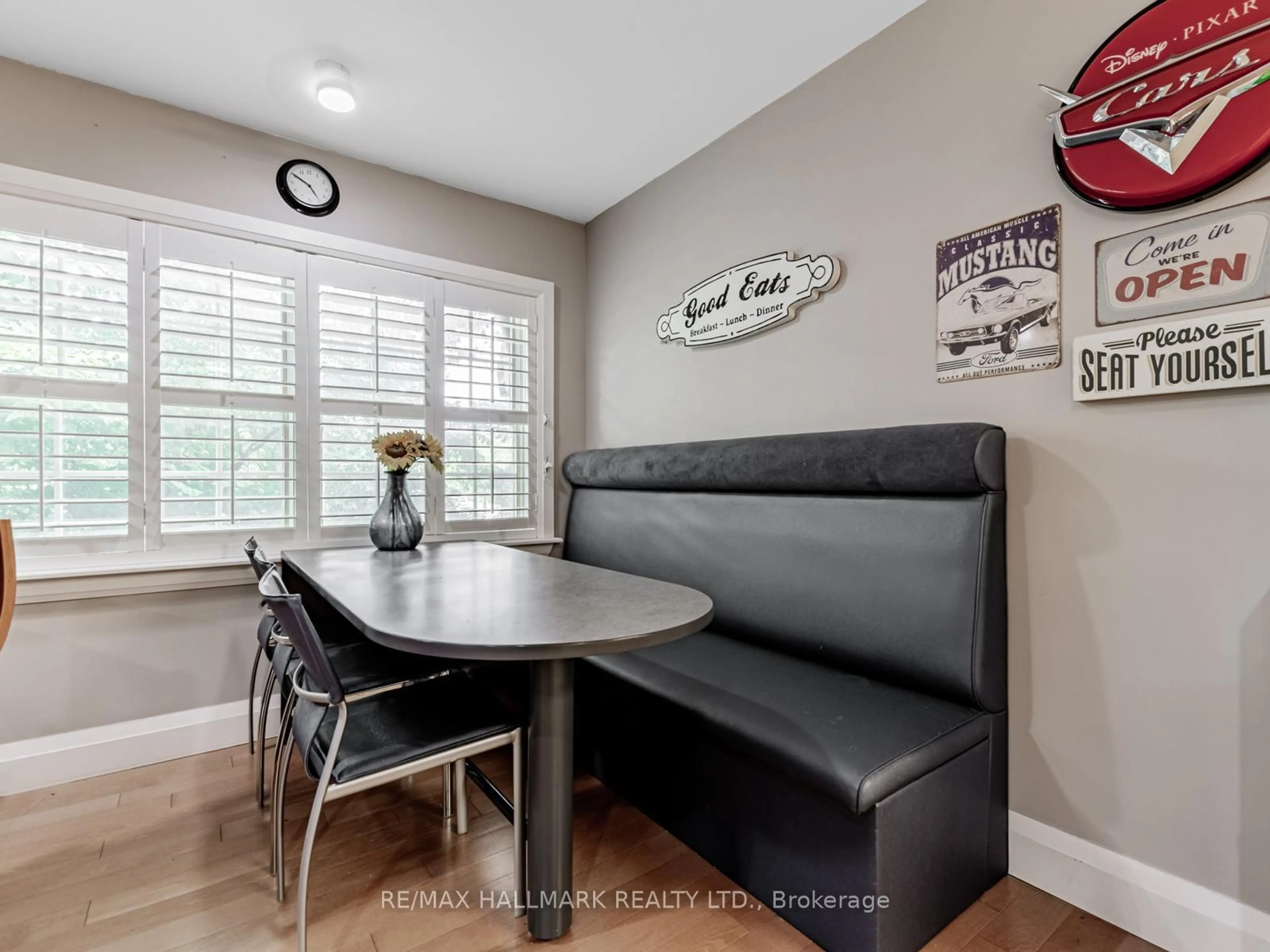 Dining room, unknown for 71 Trench St, Richmond Hill Ontario L4C 3W6