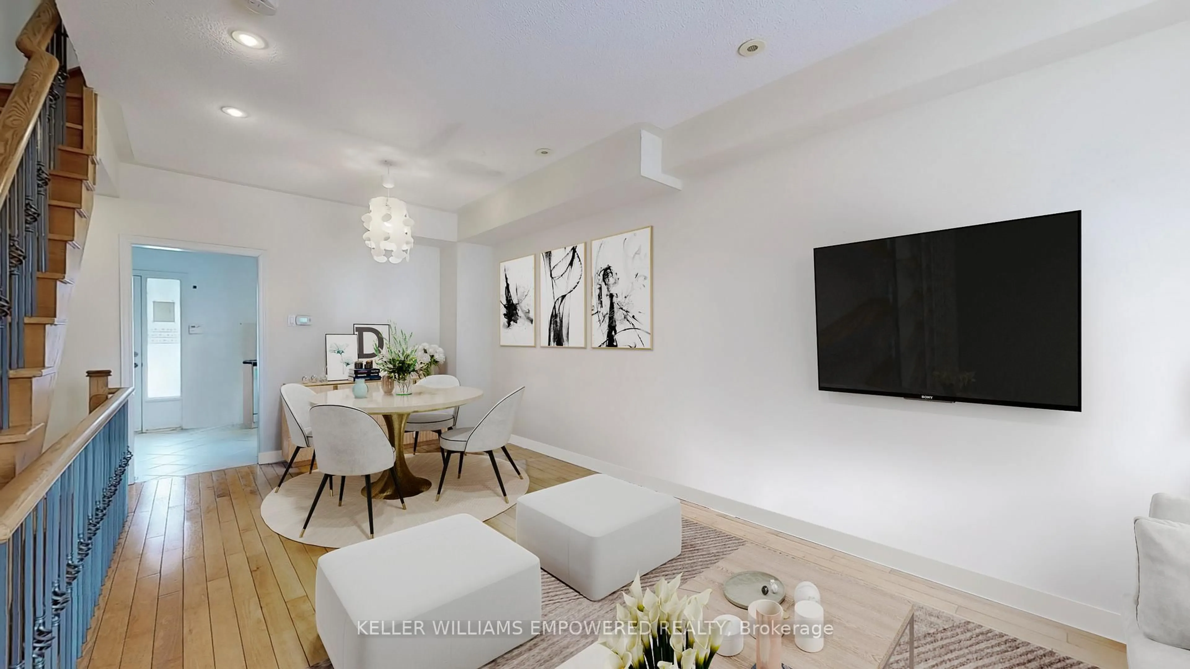 Living room with furniture, unknown for 68 Suncrest Blvd #TH 3, Markham Ontario L3T 7Y1