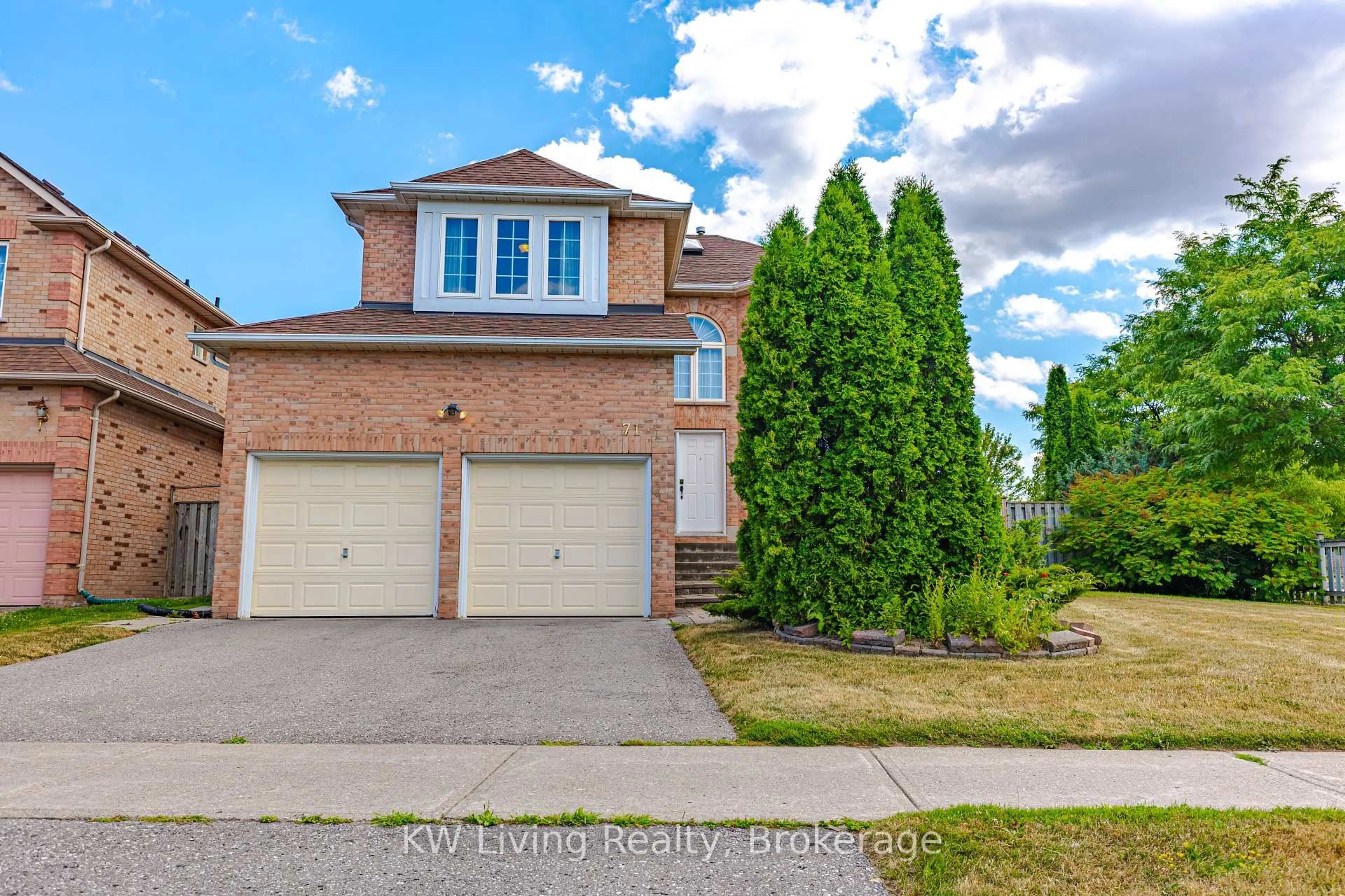 Home with brick exterior material, street for 71 Gillingham Ave, Markham Ontario L3S 3Y3