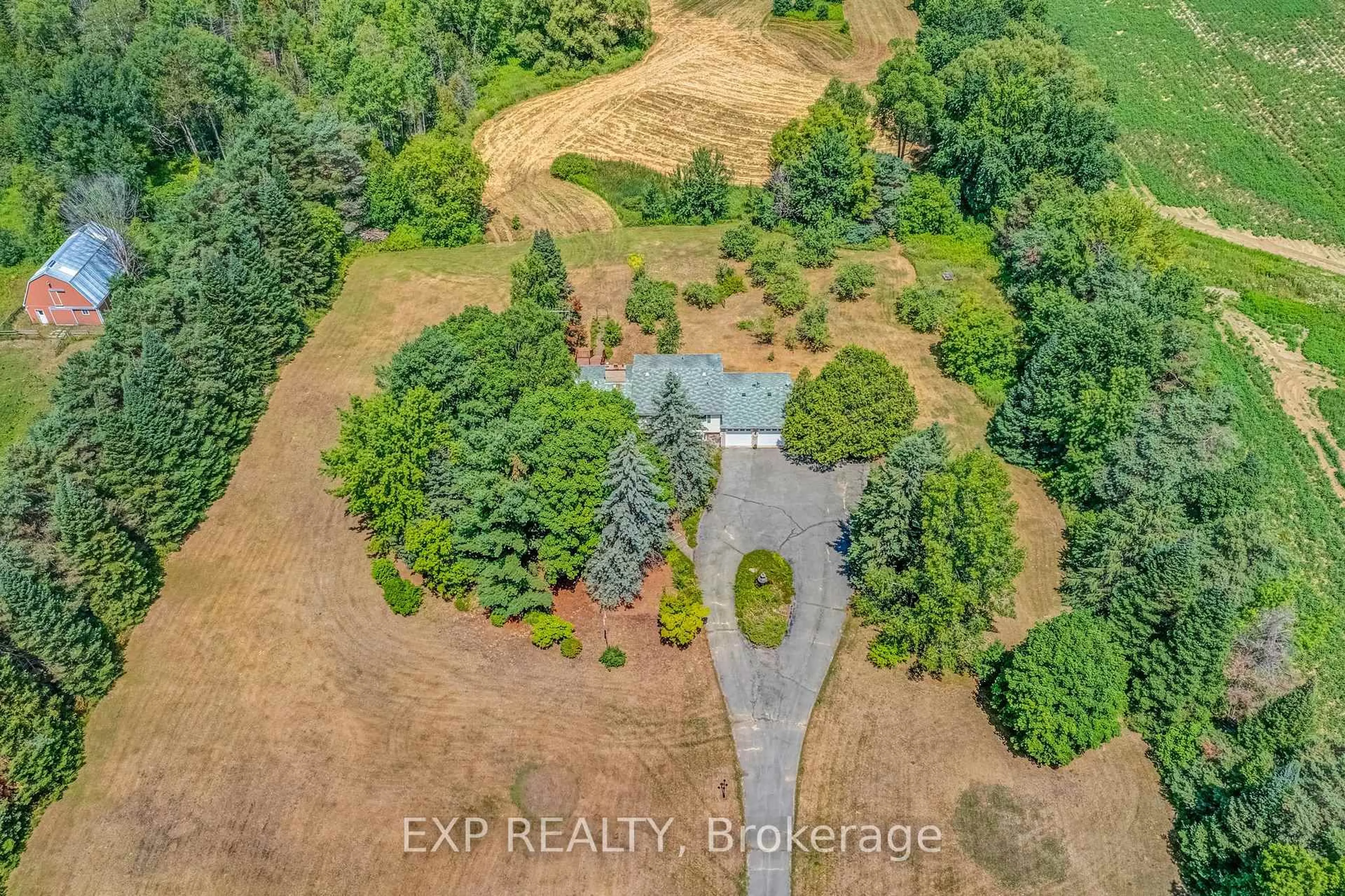 A pic from outside/outdoor area/front of a property/back of a property/a pic from drone, forest/trees view for 3990 Mount Albert Rd, East Gwillimbury Ontario L0G 1V0